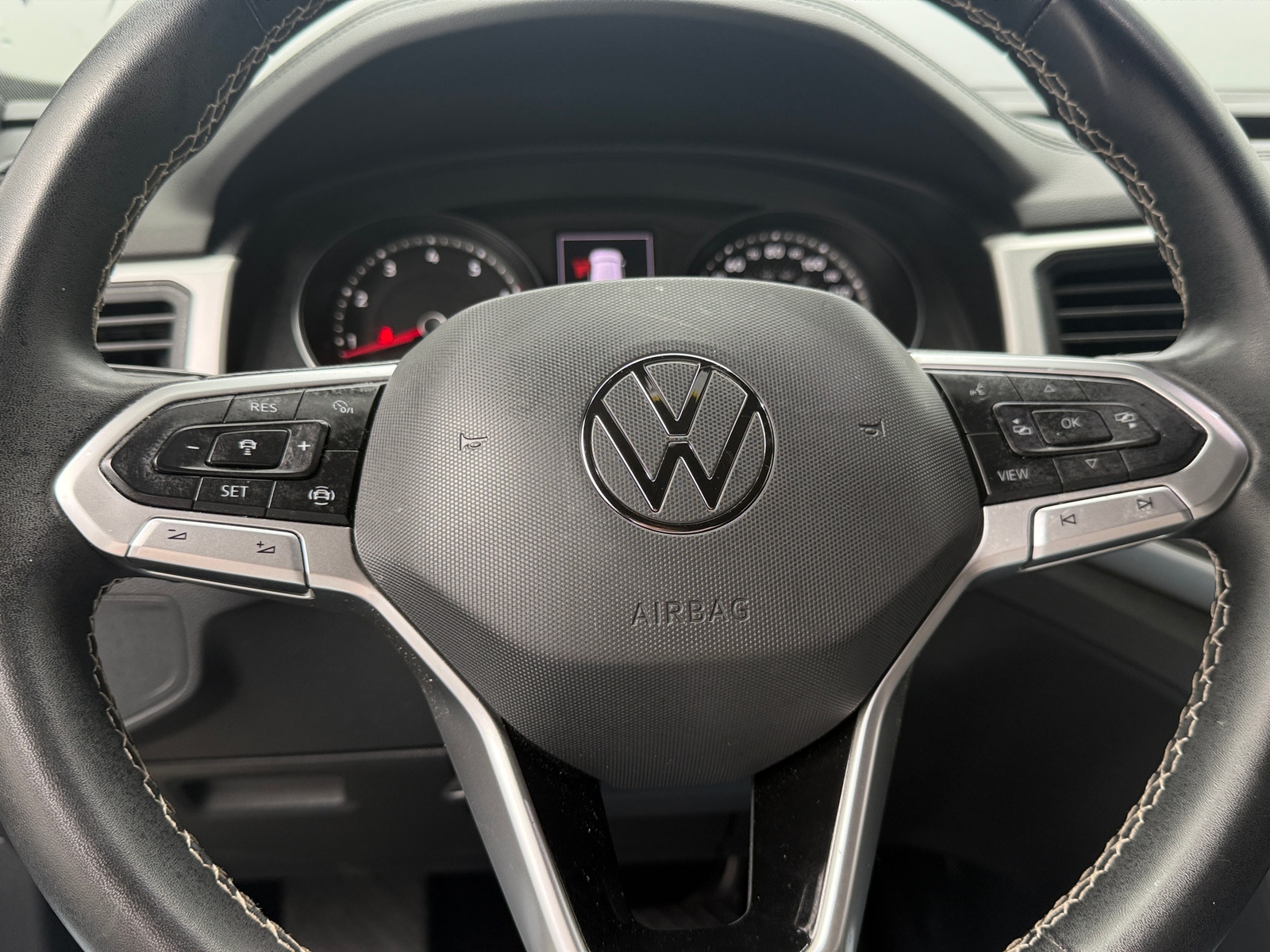 Thumbnail: 2021 Volkswagen Atlas - 4