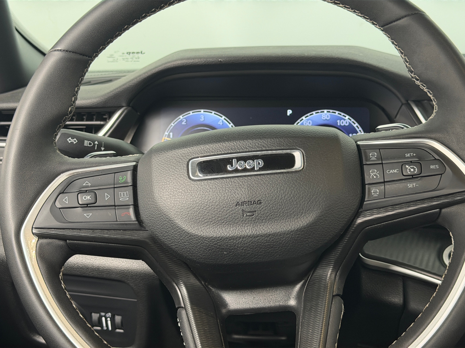 Thumbnail: 2023 Jeep Grand Cherokee - 4