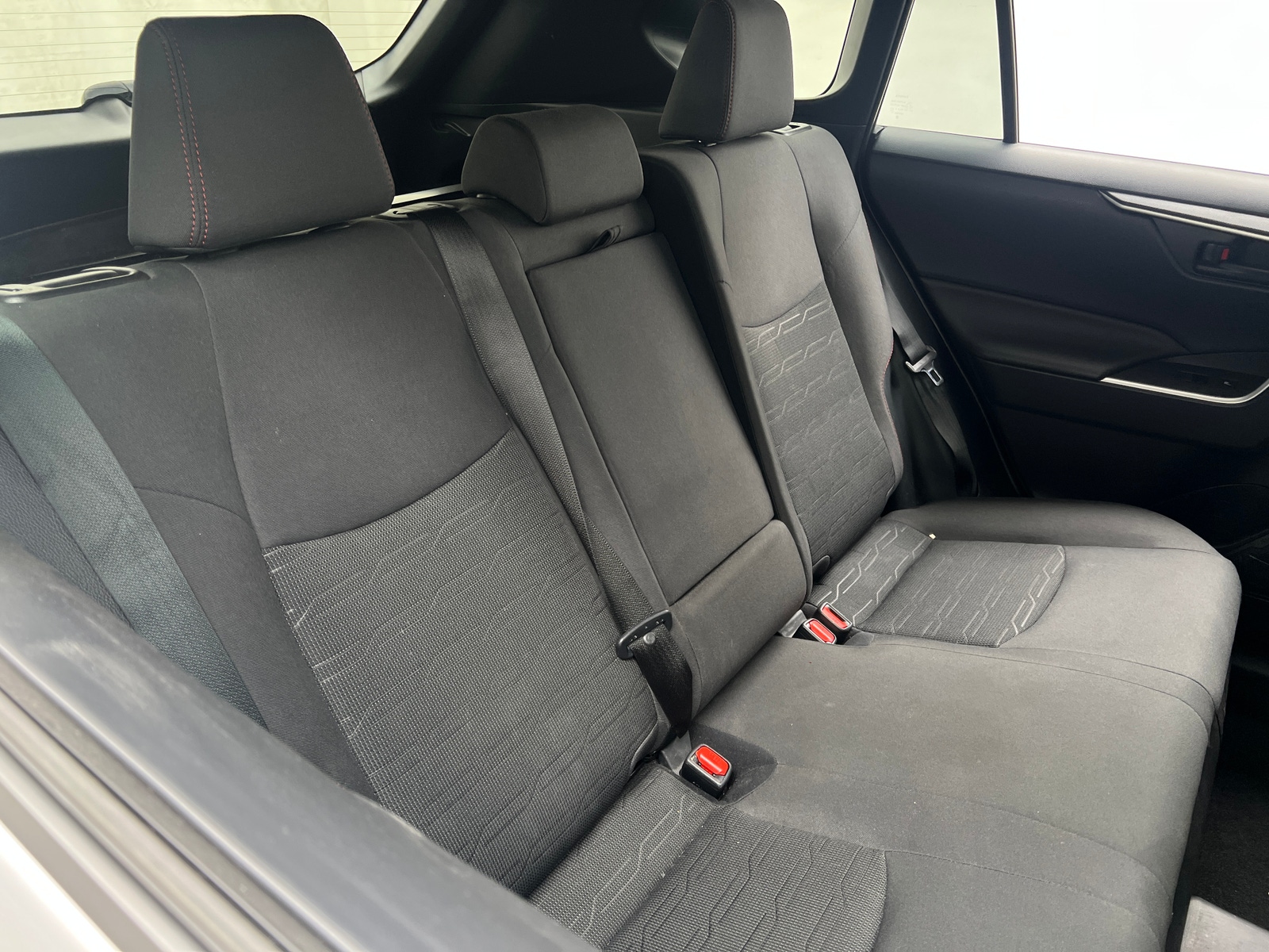 Thumbnail: 2021 Toyota RAV4 - 6