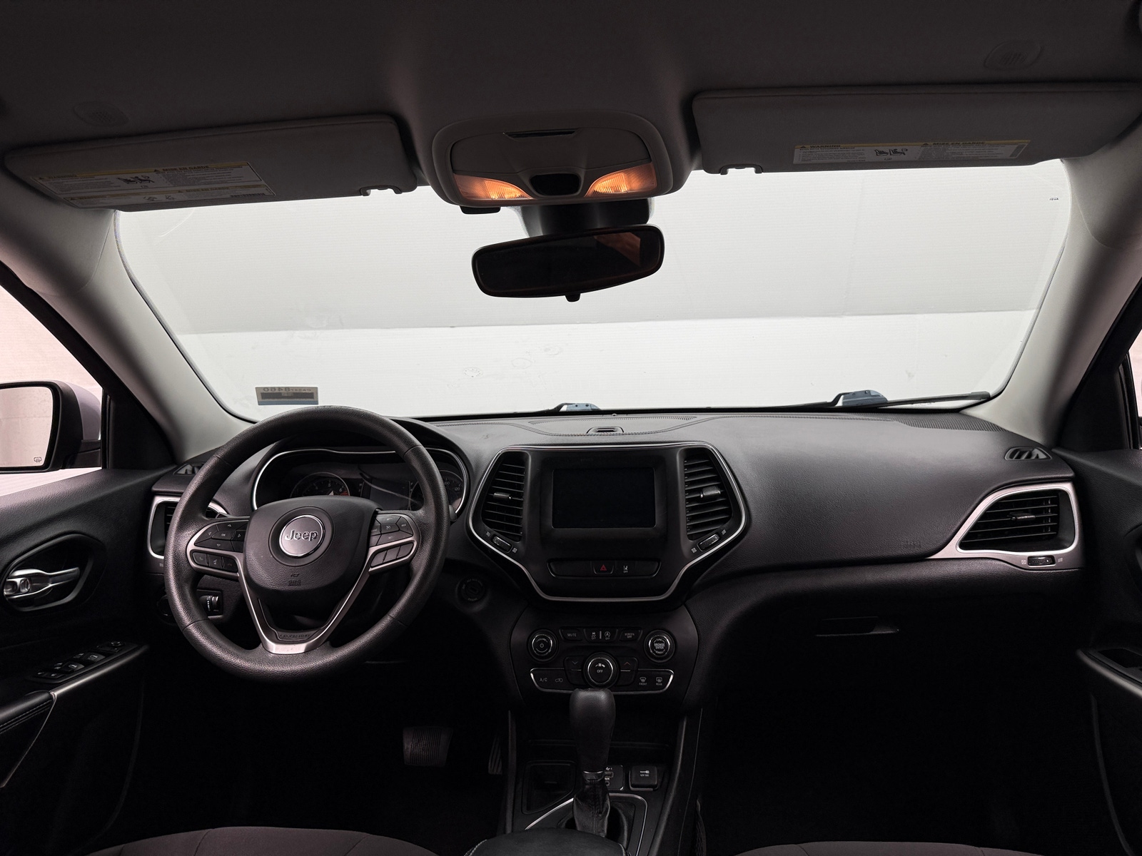 Thumbnail: 2021 Jeep Cherokee - 3
