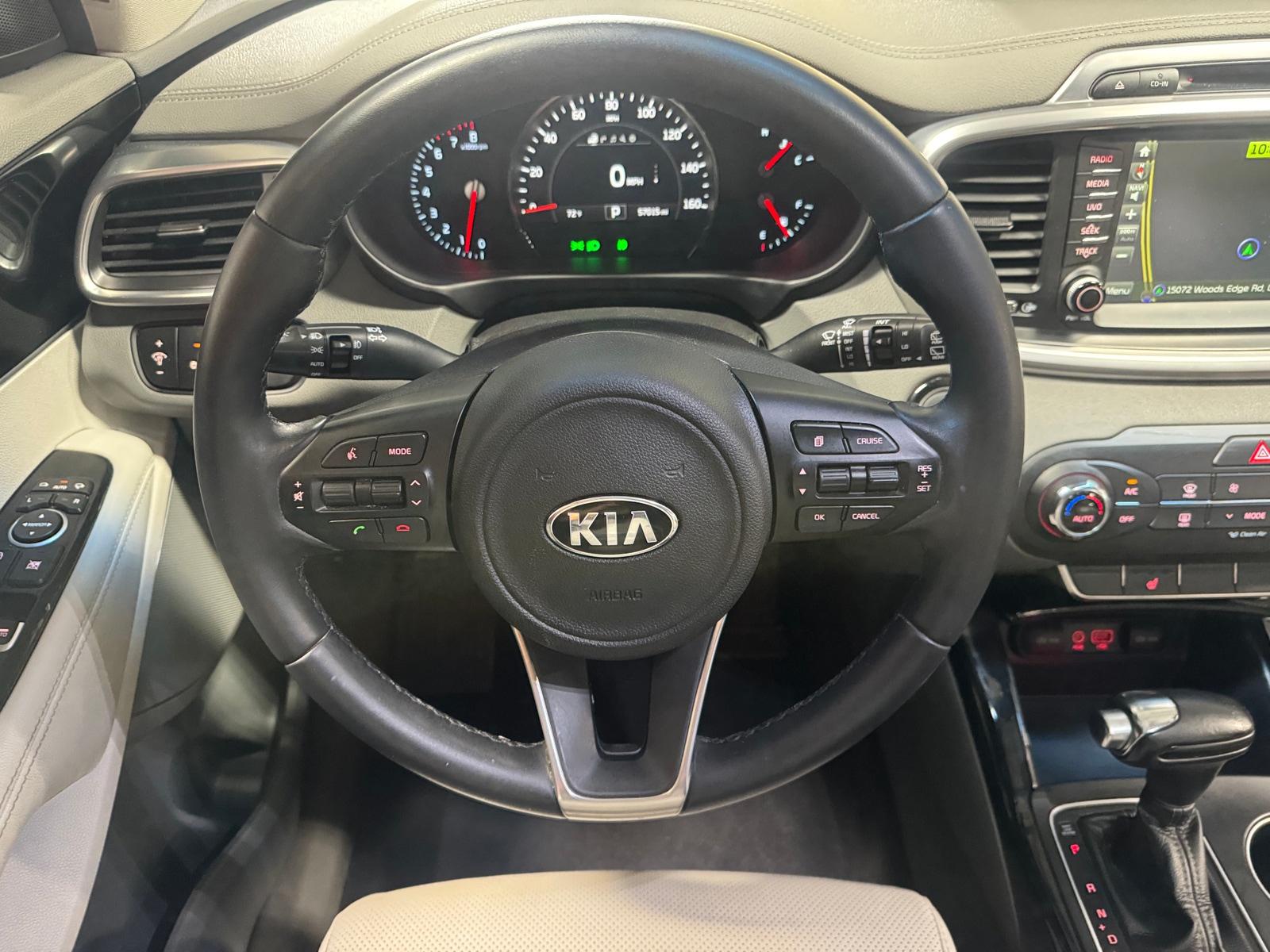 Thumbnail: 2016 Kia Sorento - 4