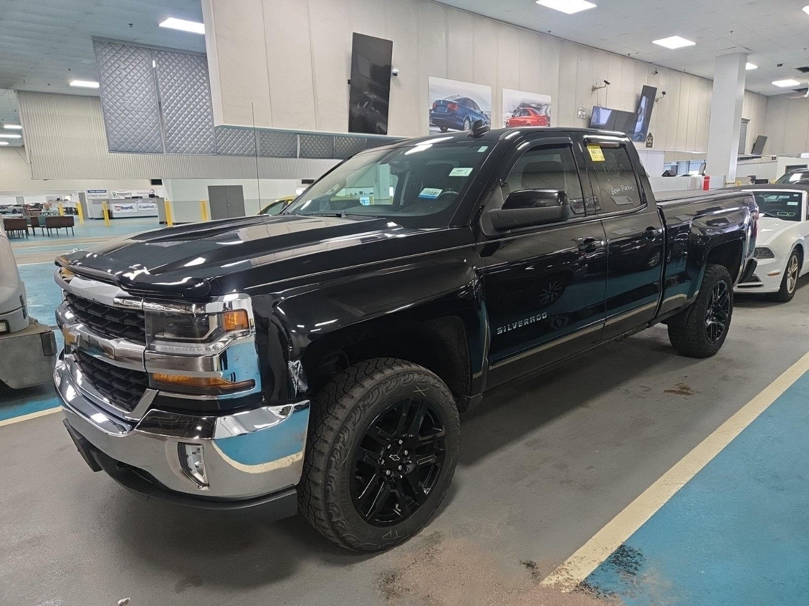 2016 Chevrolet Silverado 1500 4WD Double Cab 143.5" LT W/1lt