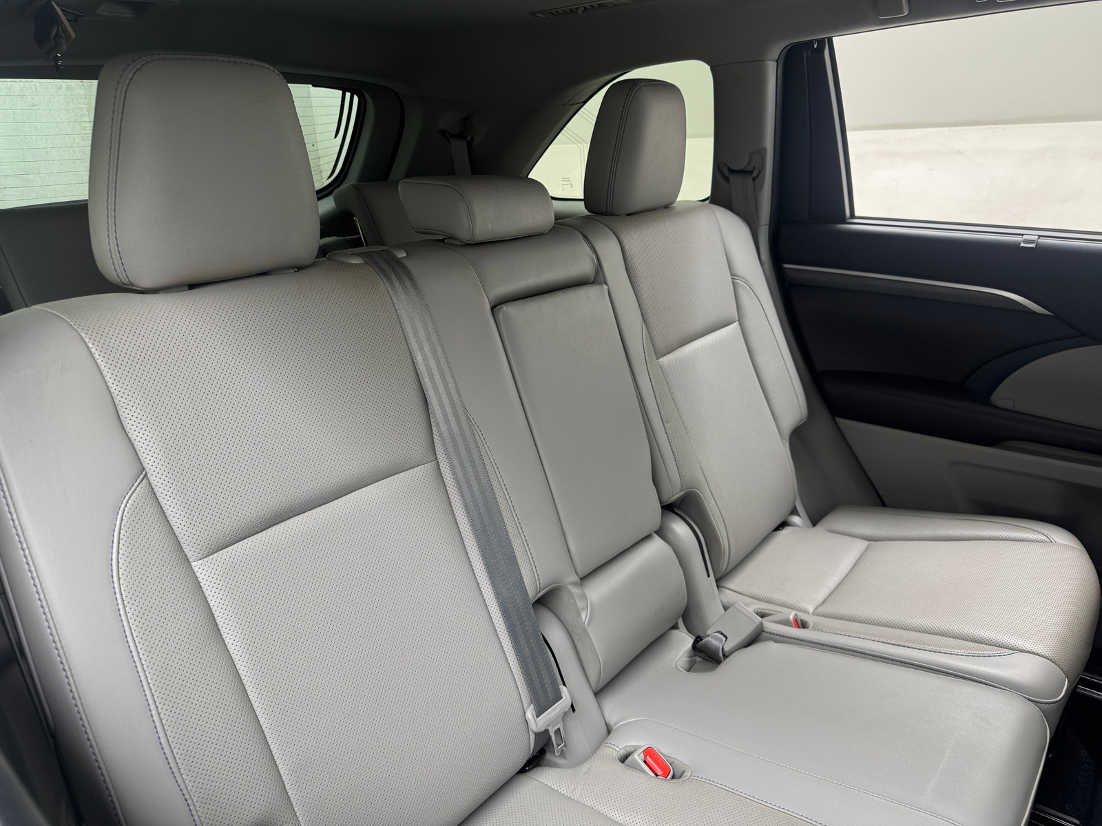 Thumbnail: 2019 Toyota Highlander - 5