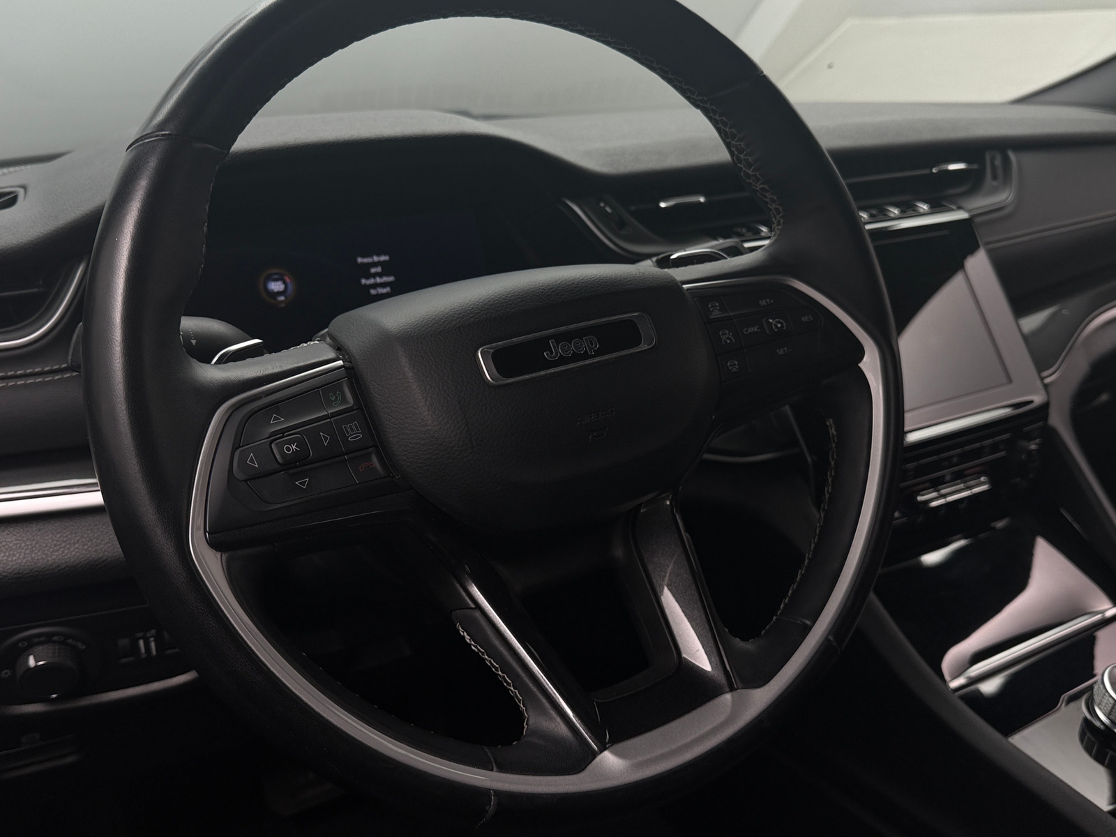 Thumbnail: 2021 Jeep Grand Cherokee L - 4