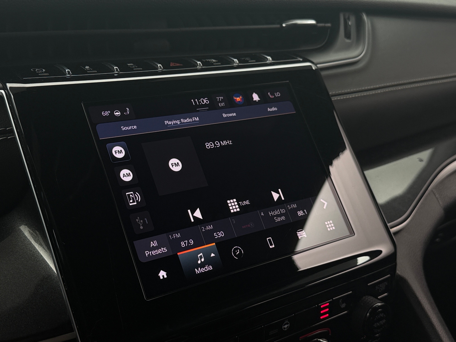 Thumbnail: 2021 Jeep Grand Cherokee L - 3