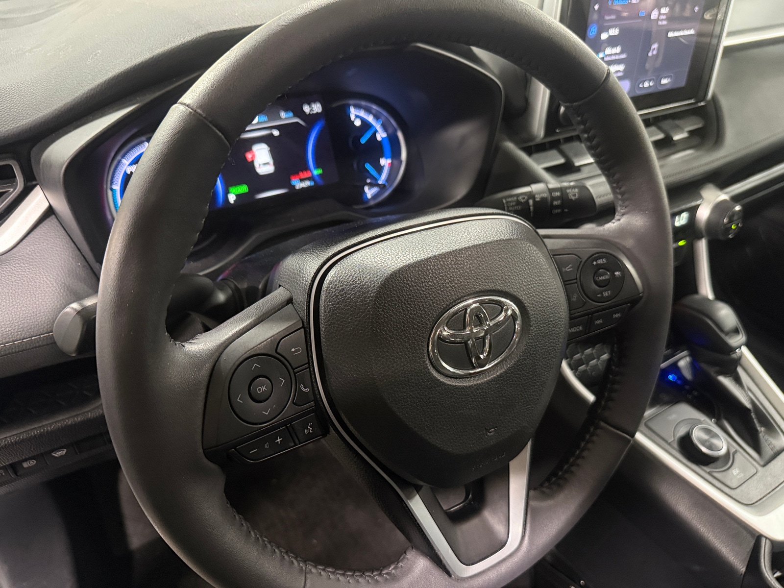 Thumbnail: 2023 Toyota RAV4 - 5