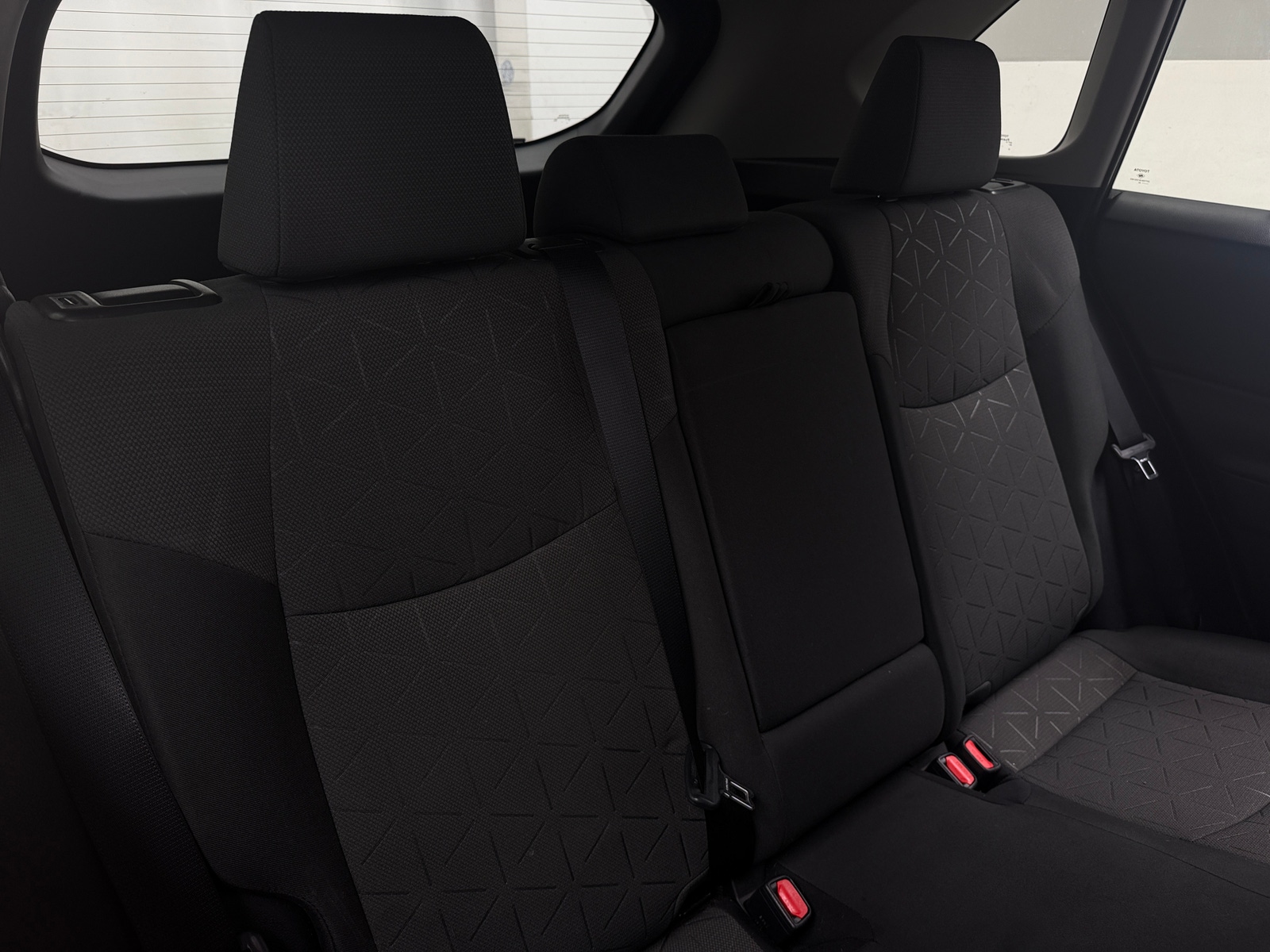 Thumbnail: 2020 Toyota RAV4 - 6