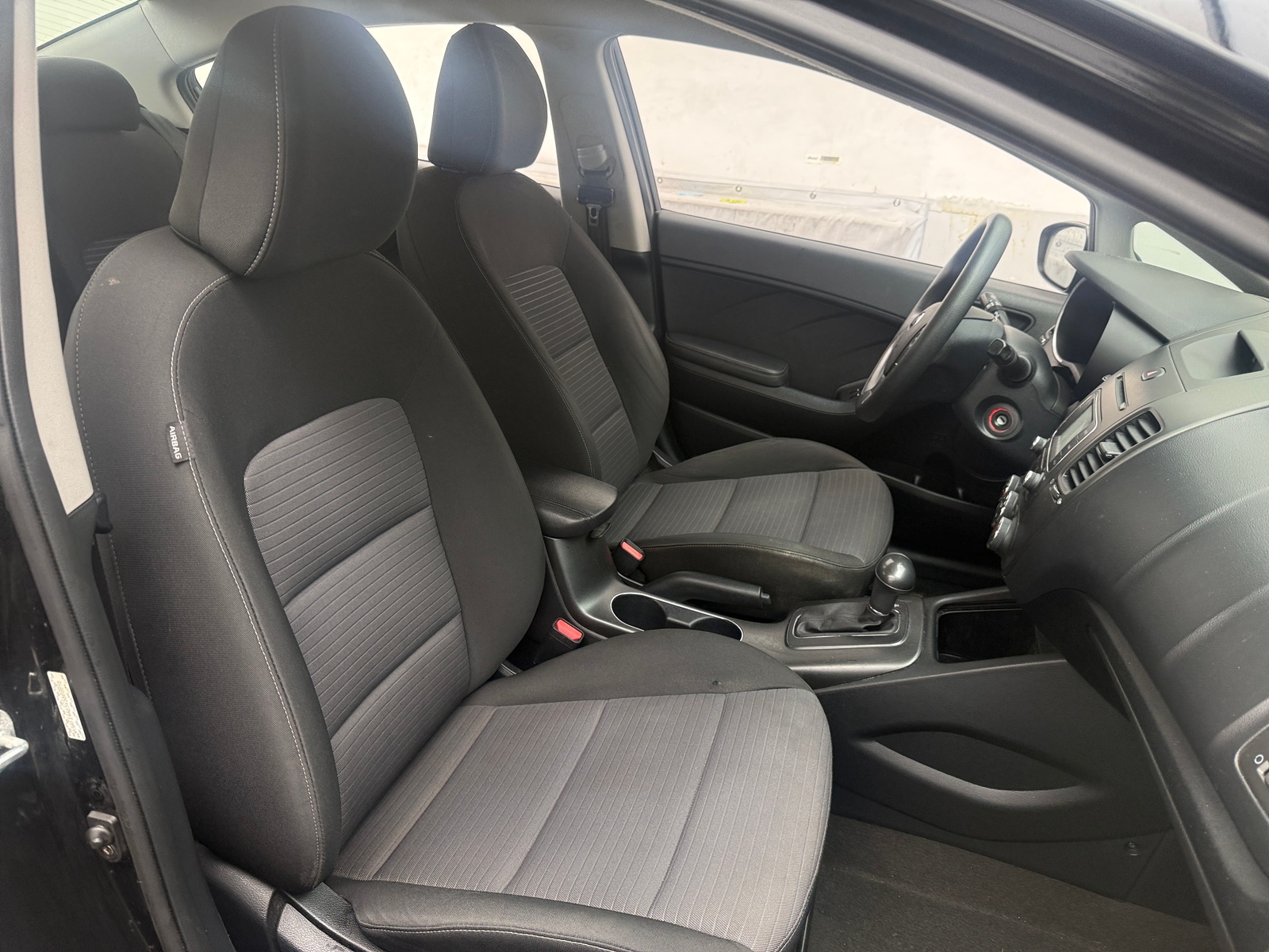 Thumbnail: 2016 Kia Forte - 2