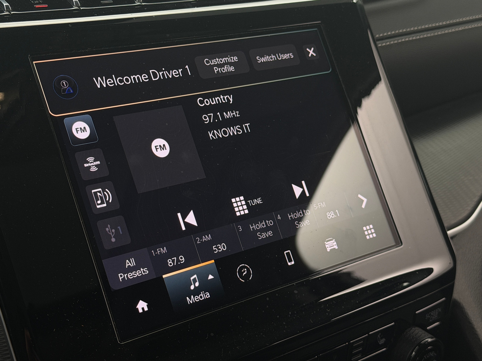 Thumbnail: 2023 Jeep Grand Cherokee L - 4