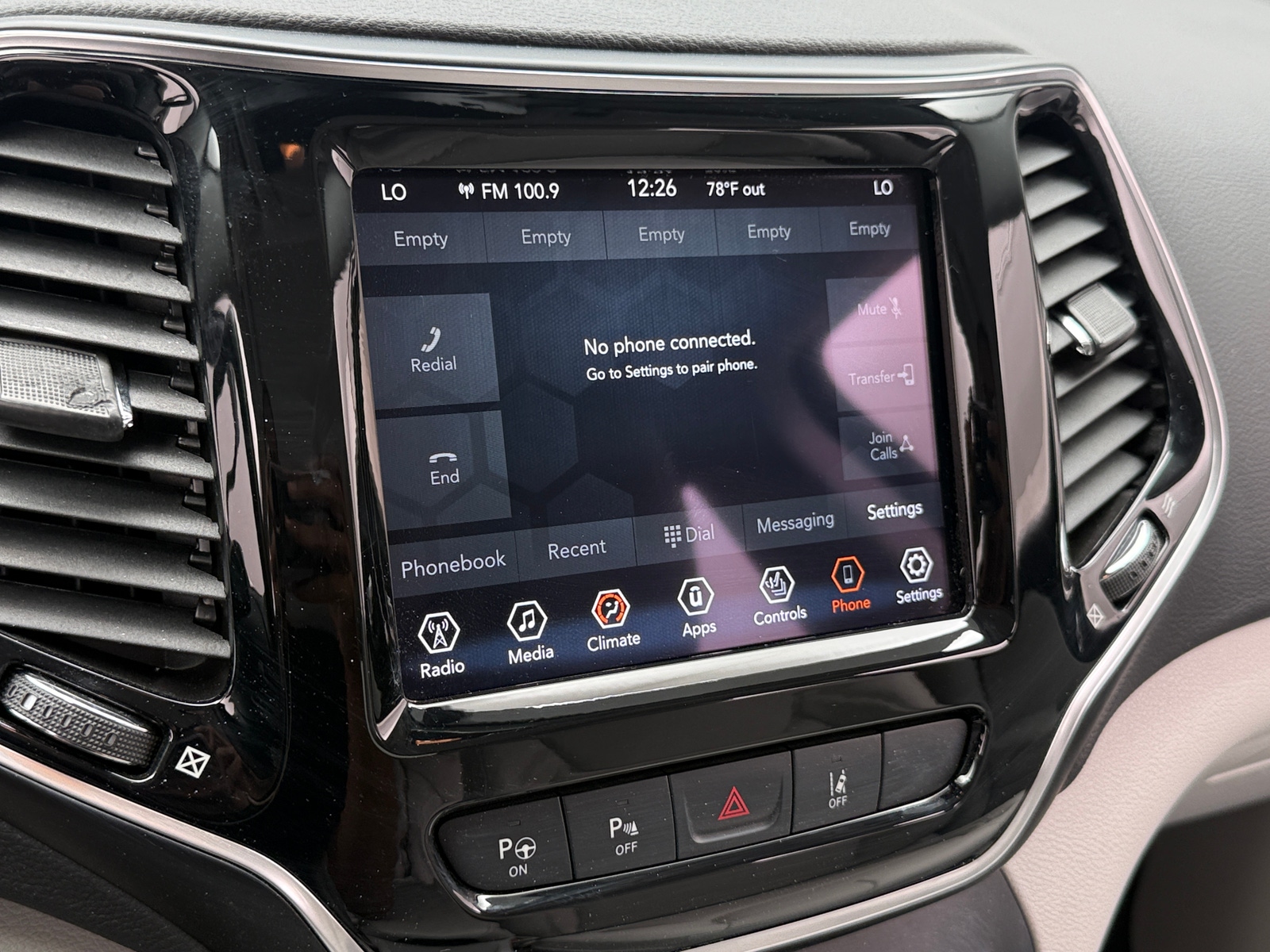 Thumbnail: 2021 Jeep Cherokee - 3