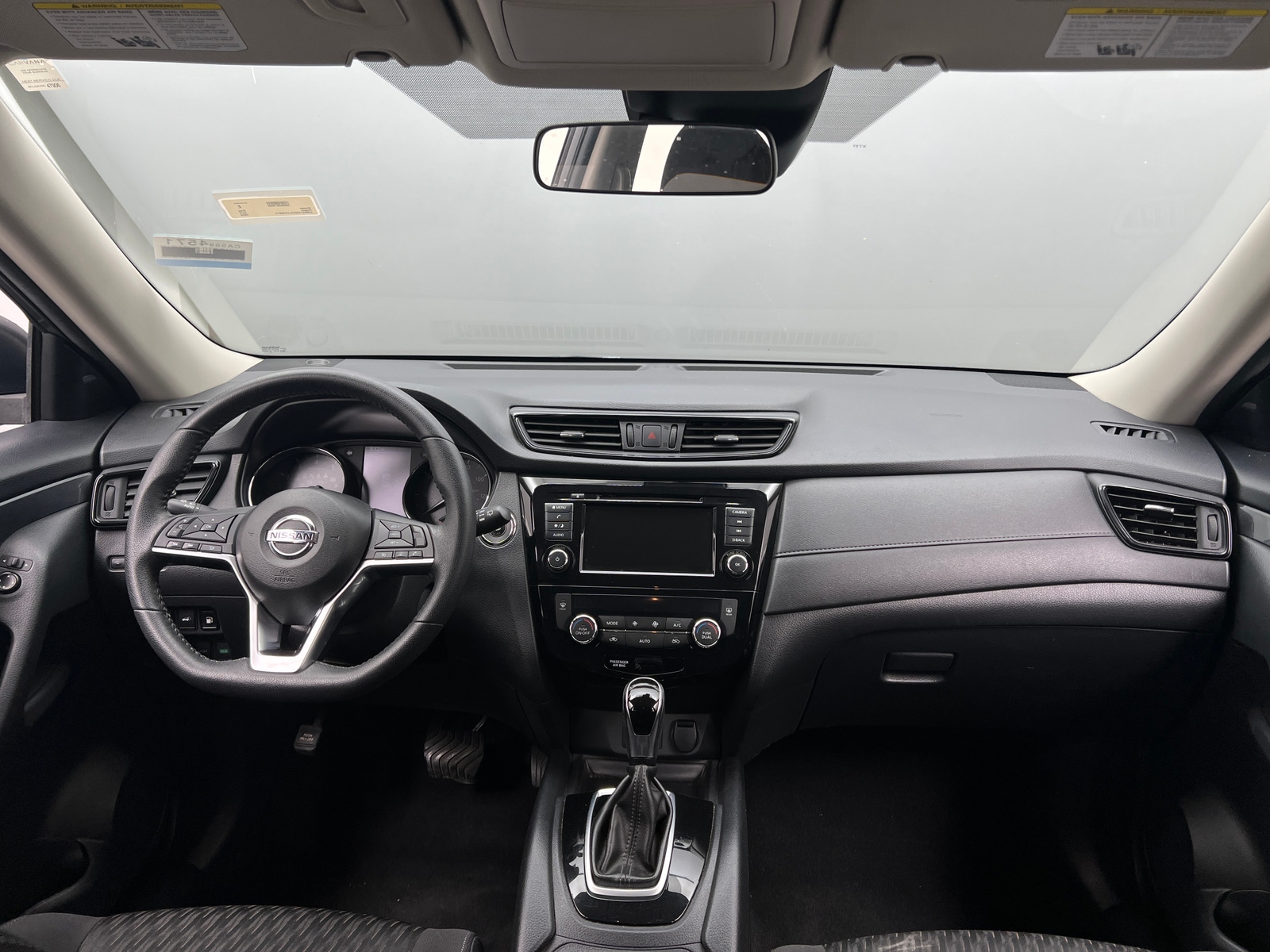 Thumbnail: 2020 Nissan Rogue - 3