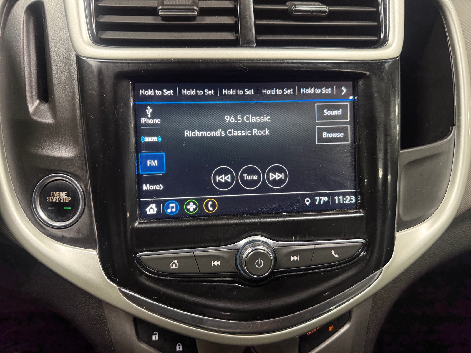 Thumbnail: 2018 Chevrolet Sonic - 3