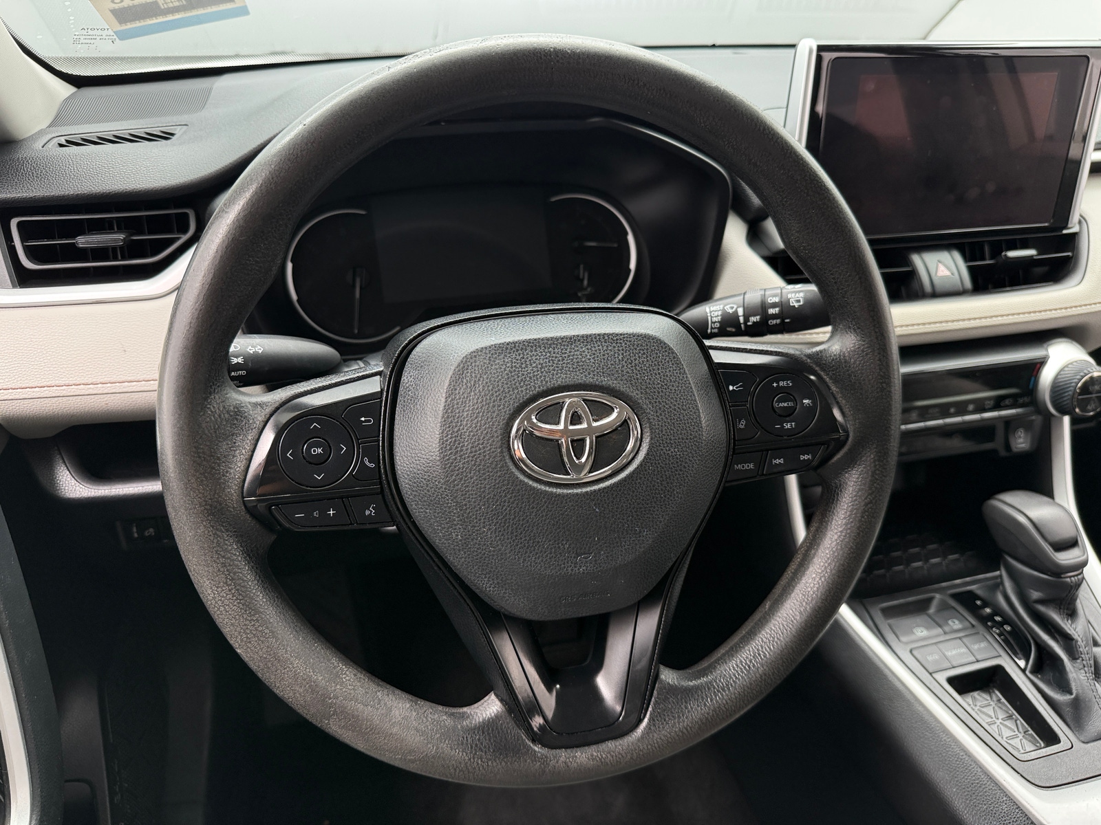 Thumbnail: 2023 Toyota RAV4 - 5