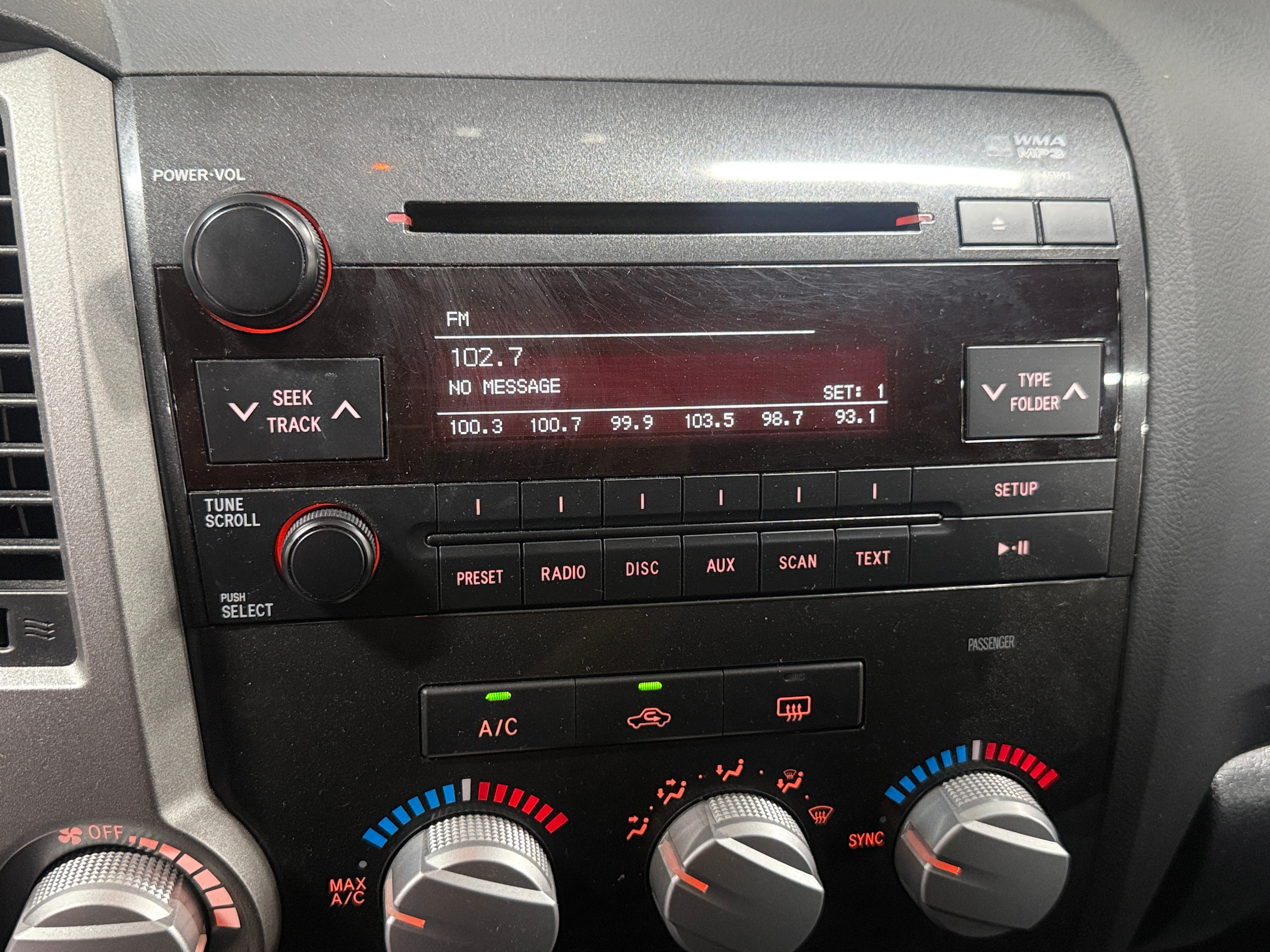 2011 Toyota Tundra Tundra Grade - Photo 12