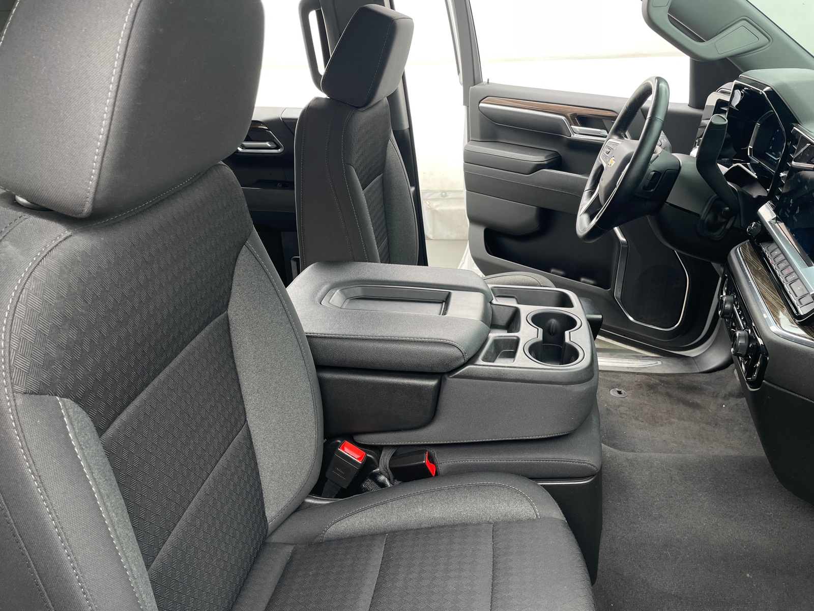 Thumbnail: 2023 Chevrolet Silverado 1500 - 2