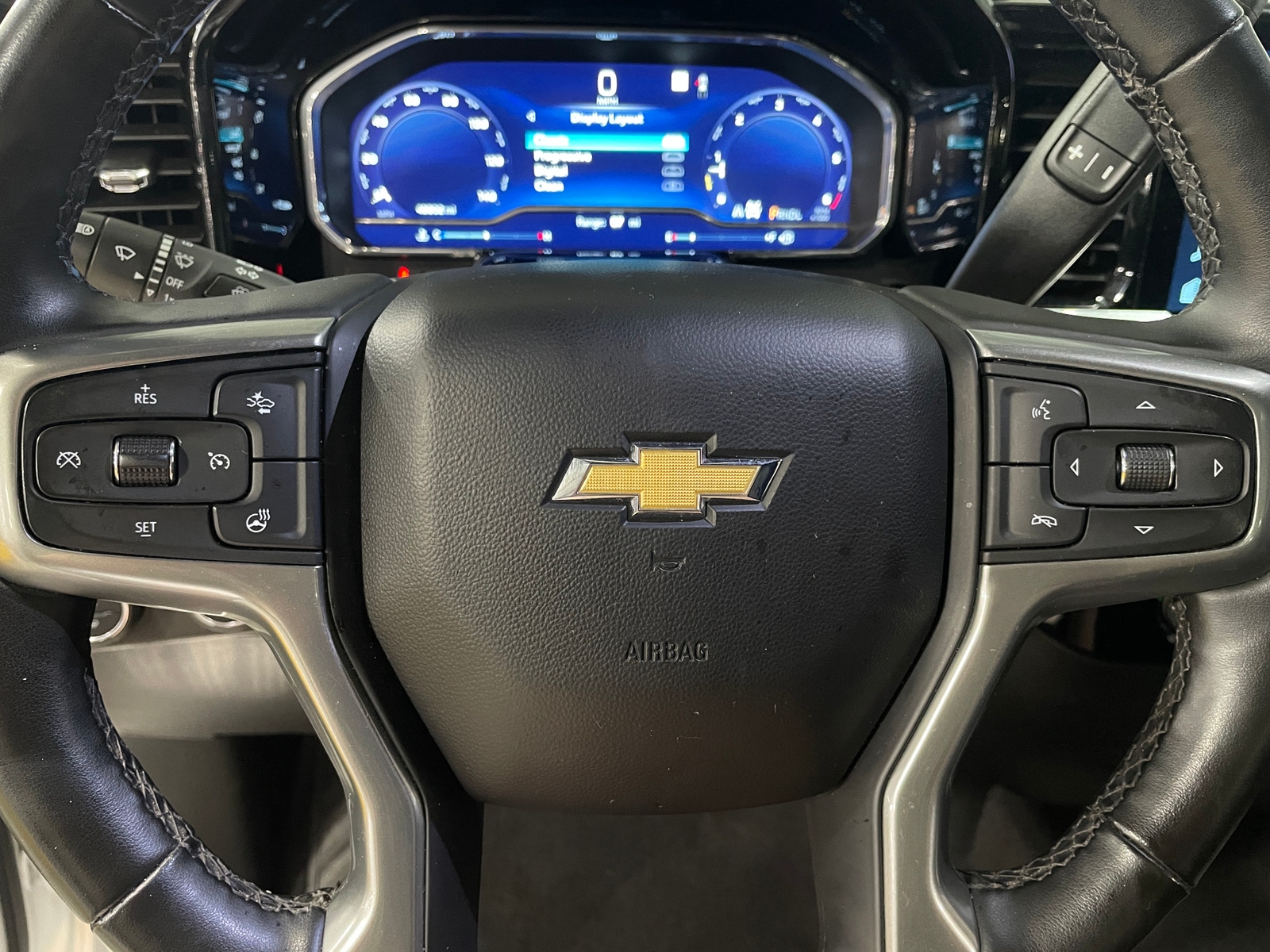 Thumbnail: 2023 Chevrolet Silverado 1500 - 5