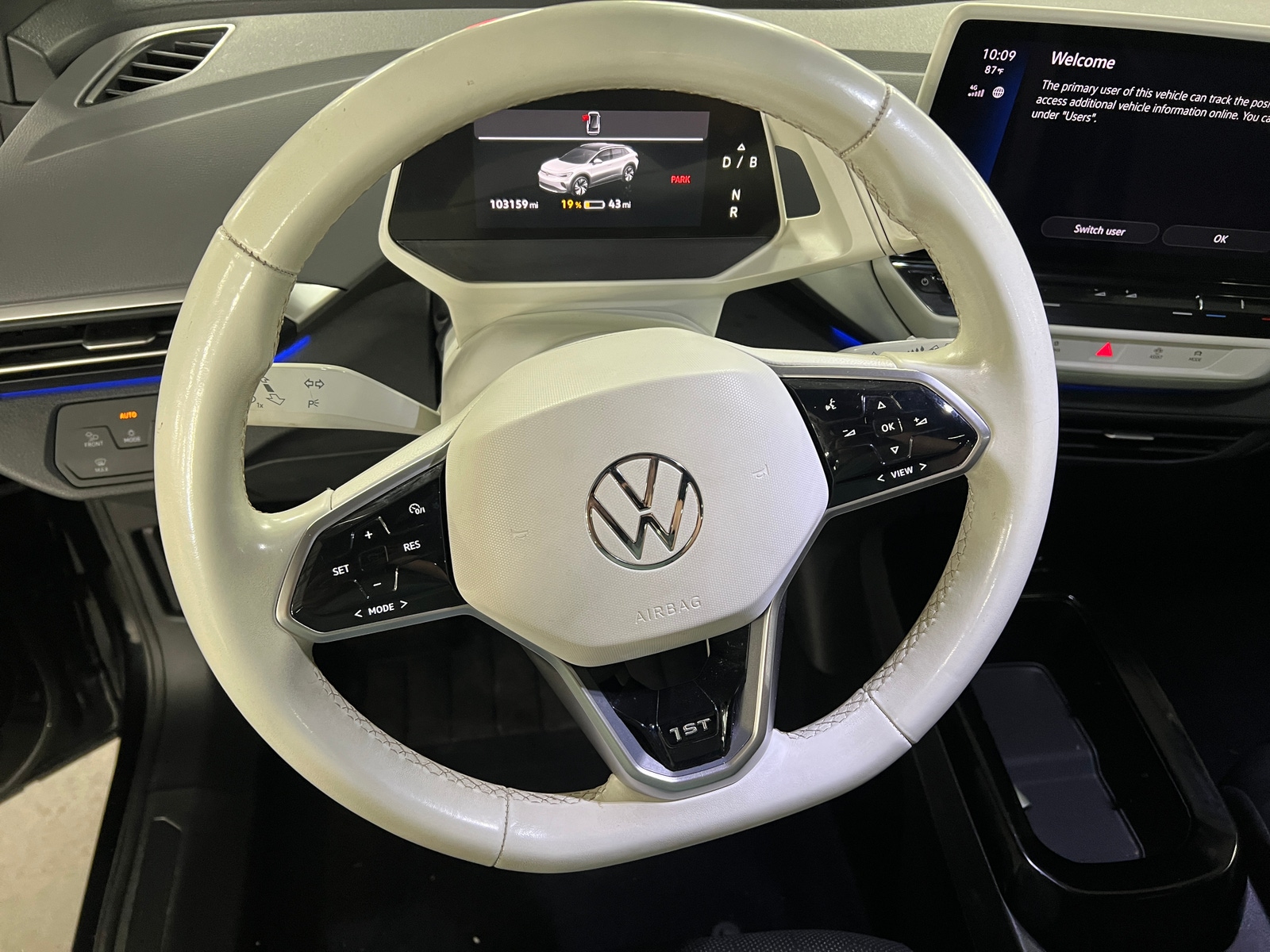 Thumbnail: 2021 Volkswagen ID.4 - 4