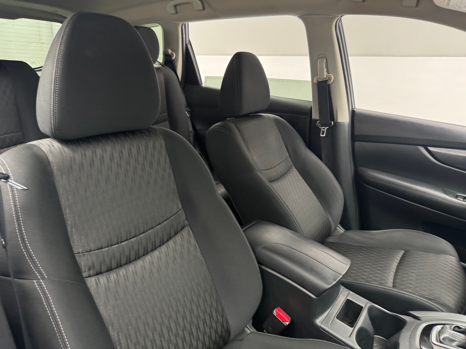 Thumbnail: 2017 Nissan Rogue - 2