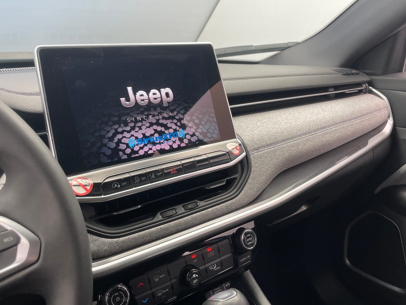 Thumbnail: 2024 Jeep Compass - 4