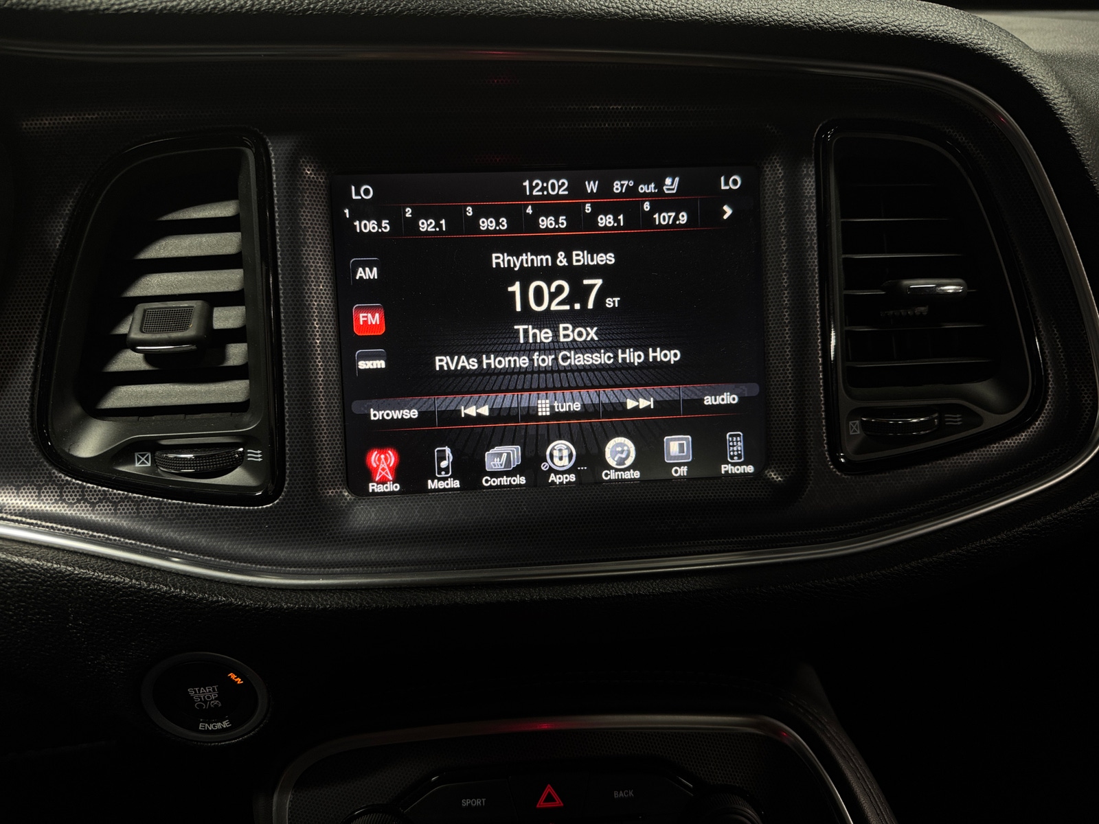 Thumbnail: 2016 Dodge Challenger - 3