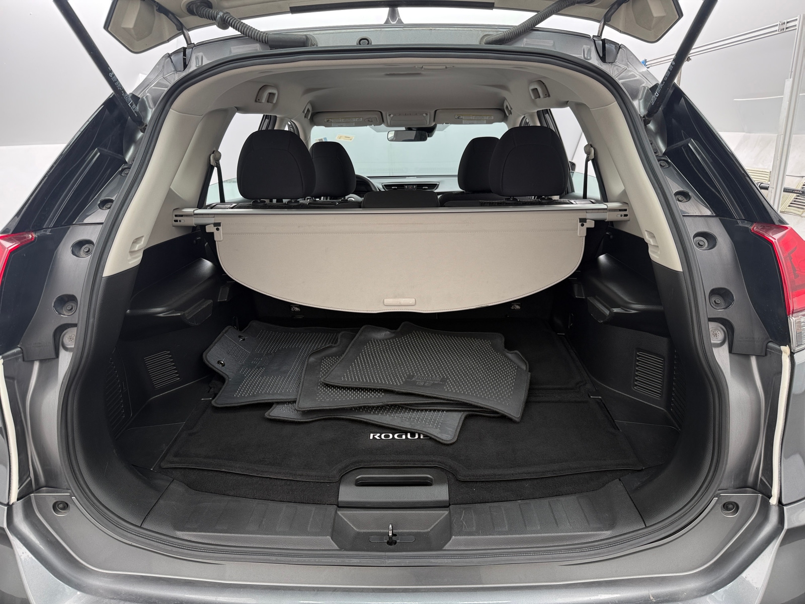 Thumbnail: 2020 Nissan Rogue - 7