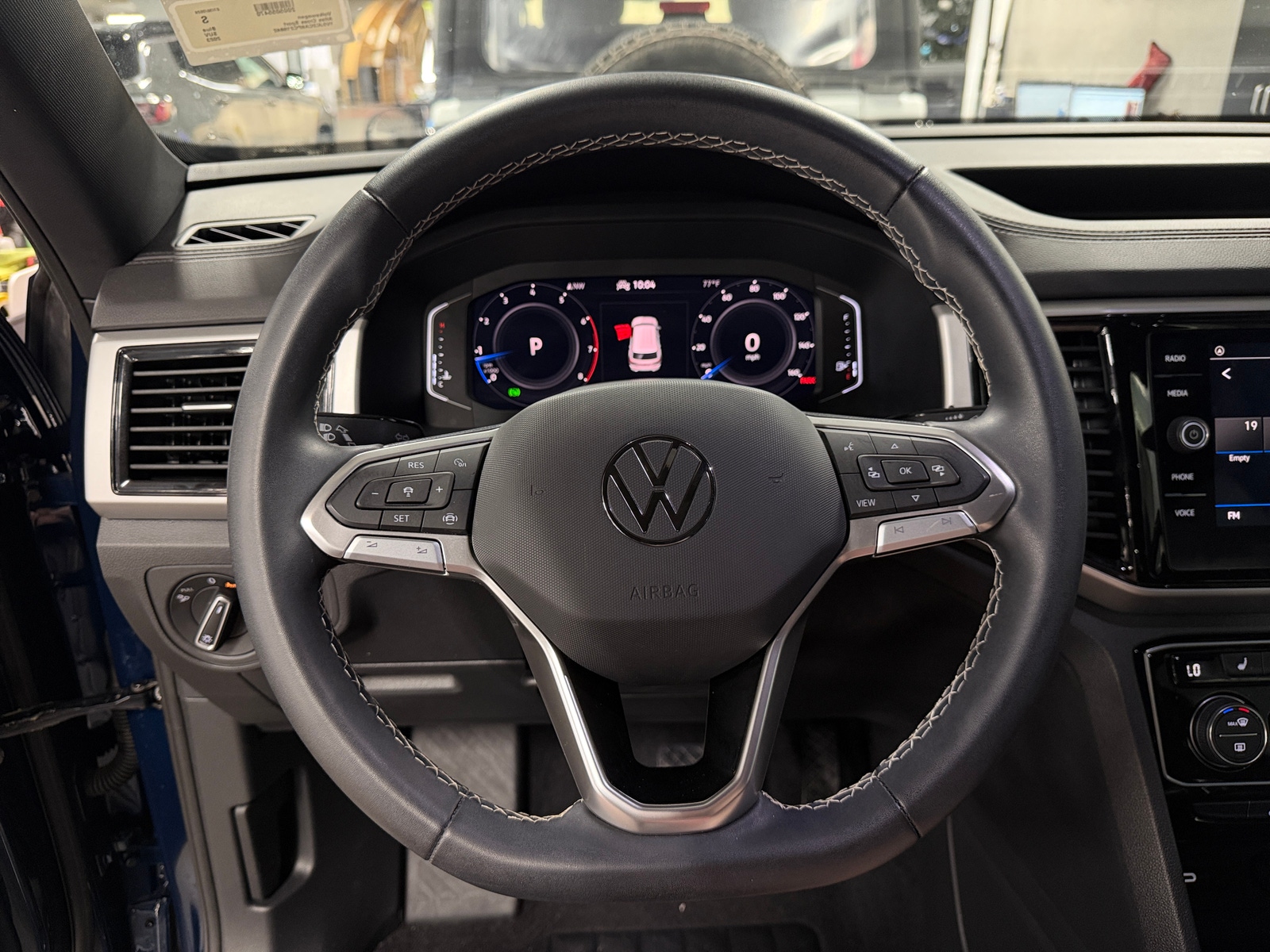 Thumbnail: 2023 Volkswagen Atlas - 4