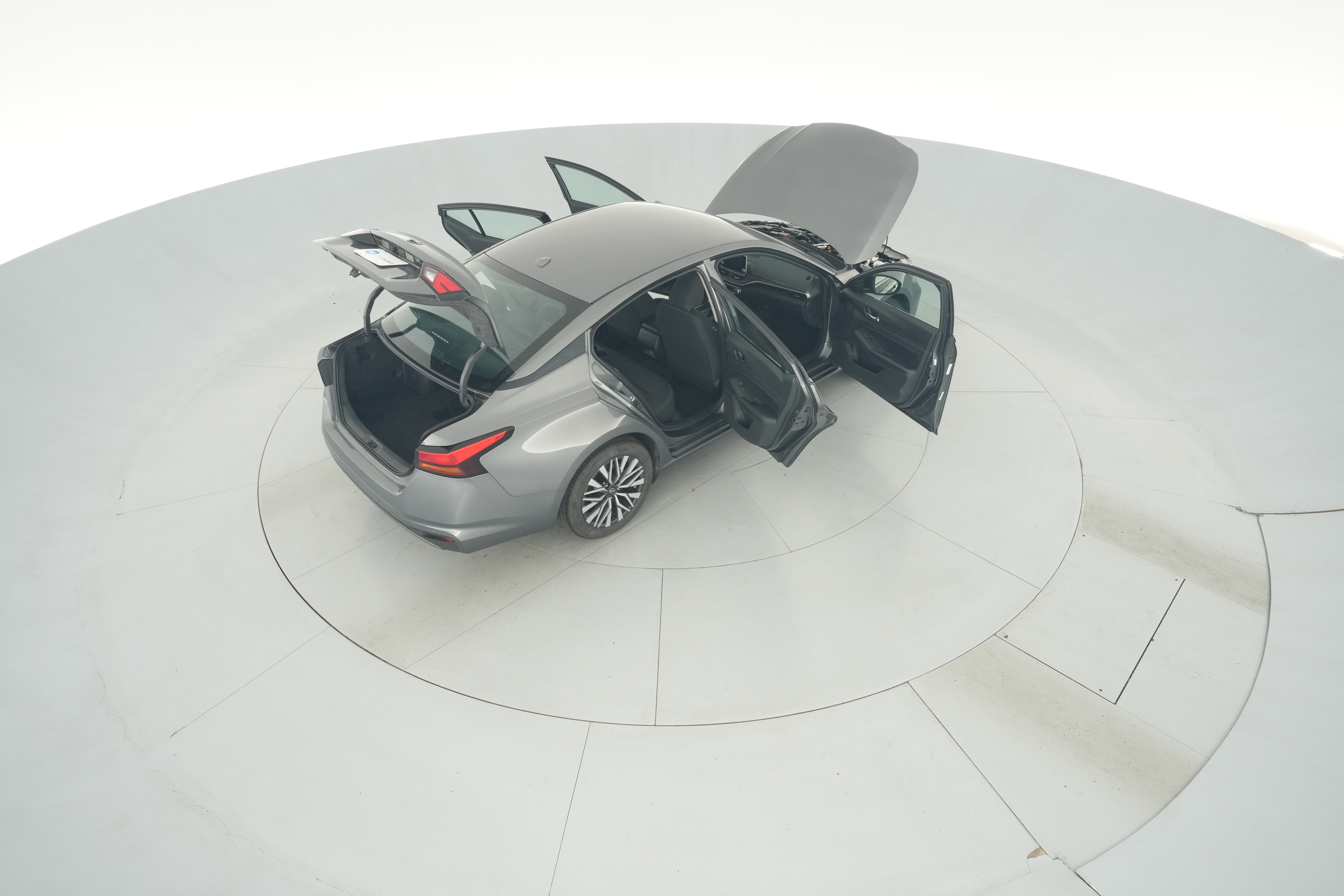 2025 Nissan Altima SV - Photo 43