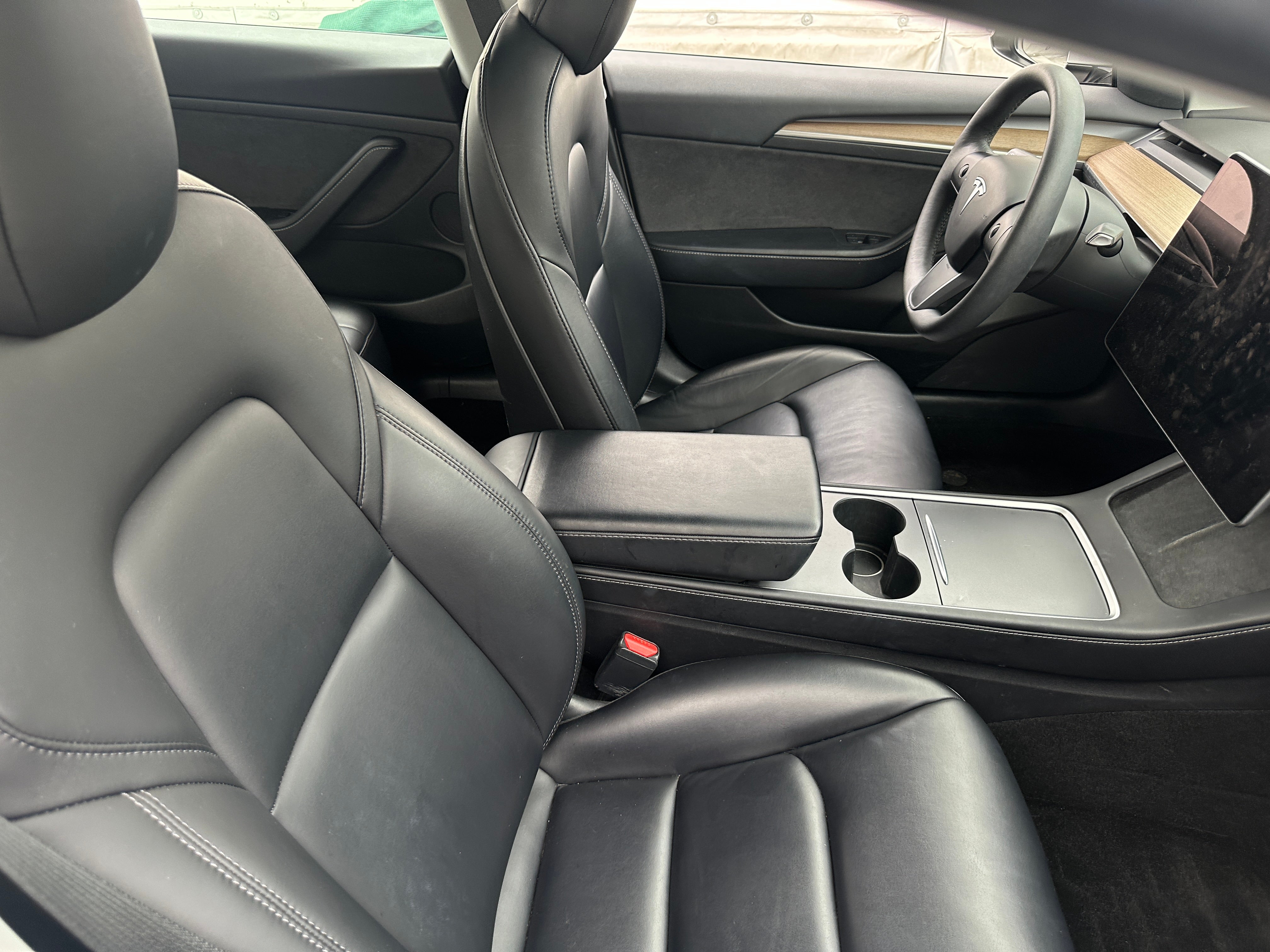 Used 2021 Tesla Model 3 Base with VIN 5YJ3E1EB3MF035542 for sale in Oak Creek, WI