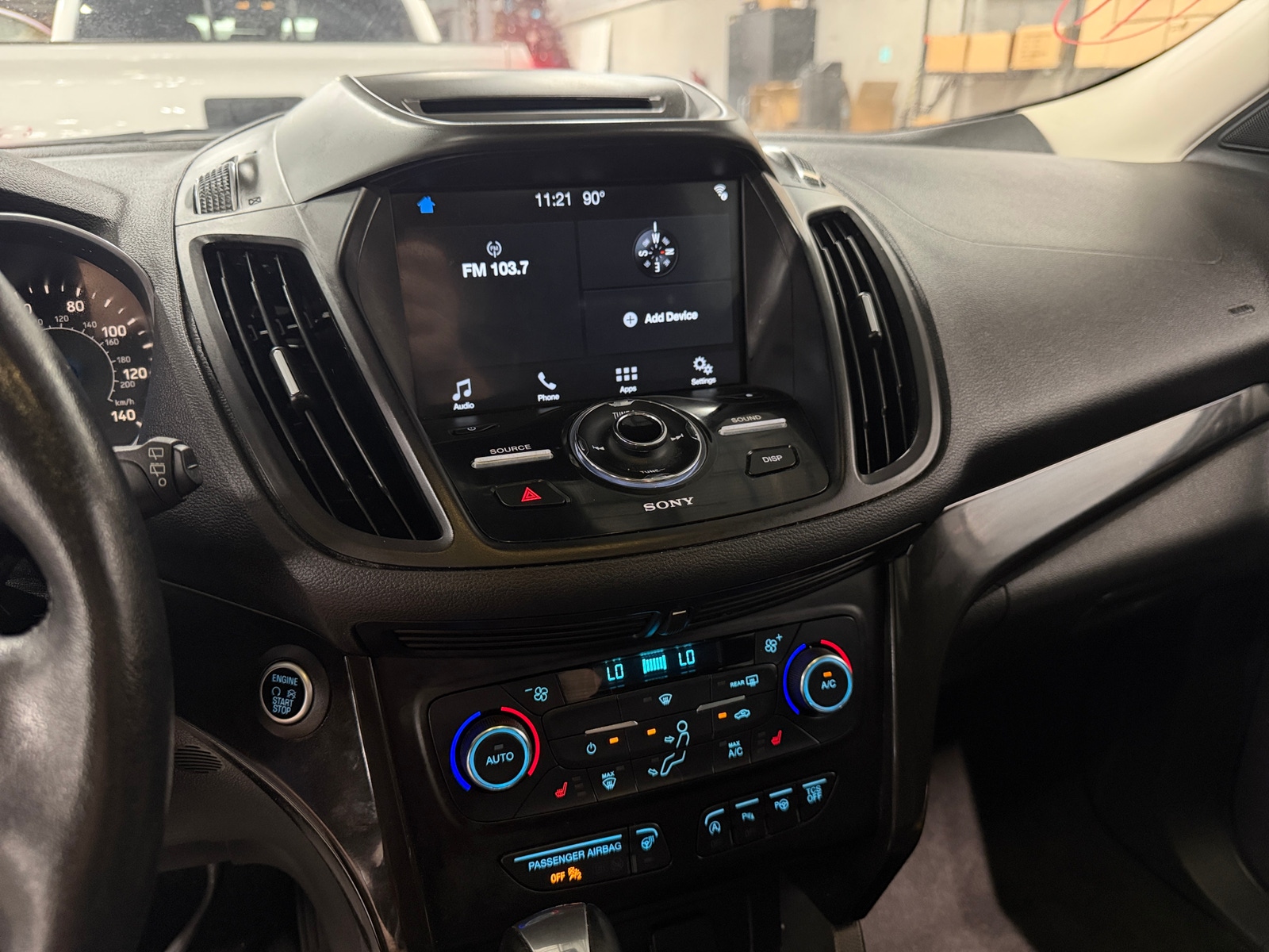 Thumbnail: 2017 Ford Escape - 3