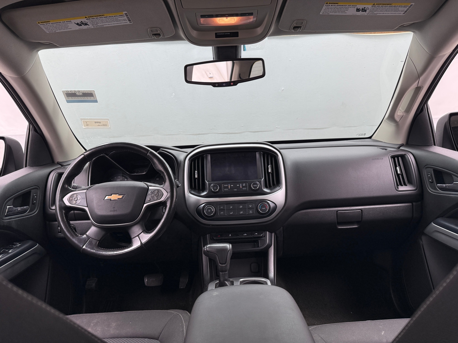 Thumbnail: 2016 Chevrolet Colorado - 3