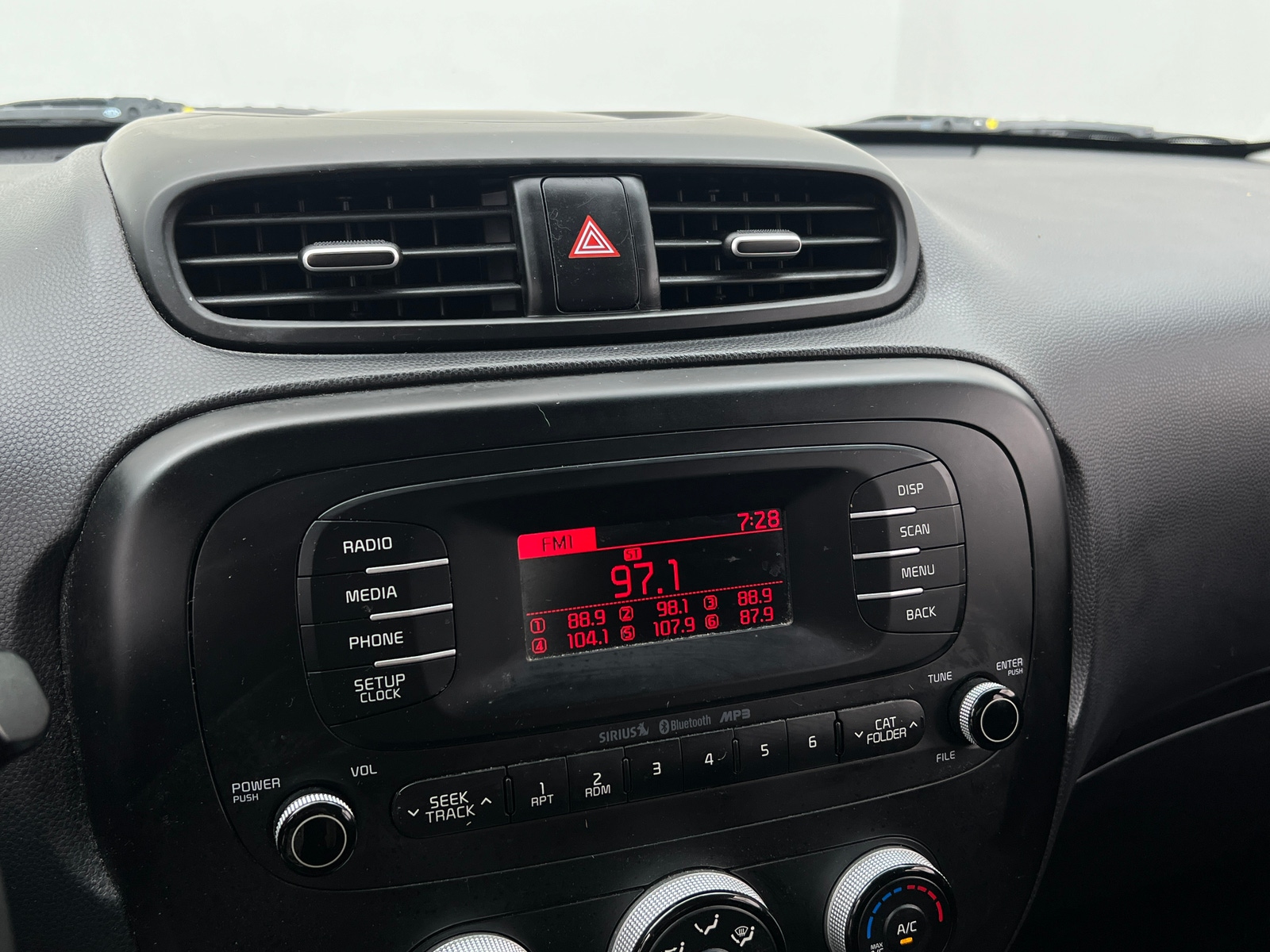 Thumbnail: 2014 Kia Soul - 4