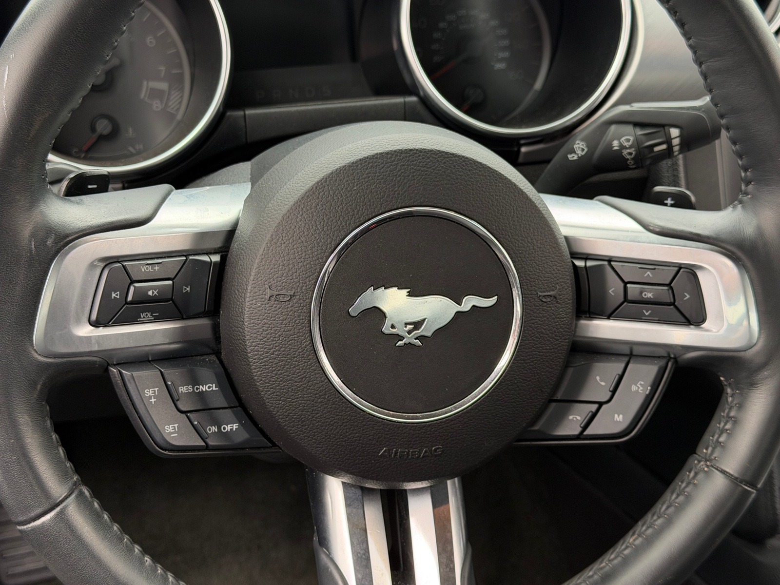 Thumbnail: 2018 Ford Mustang - 4