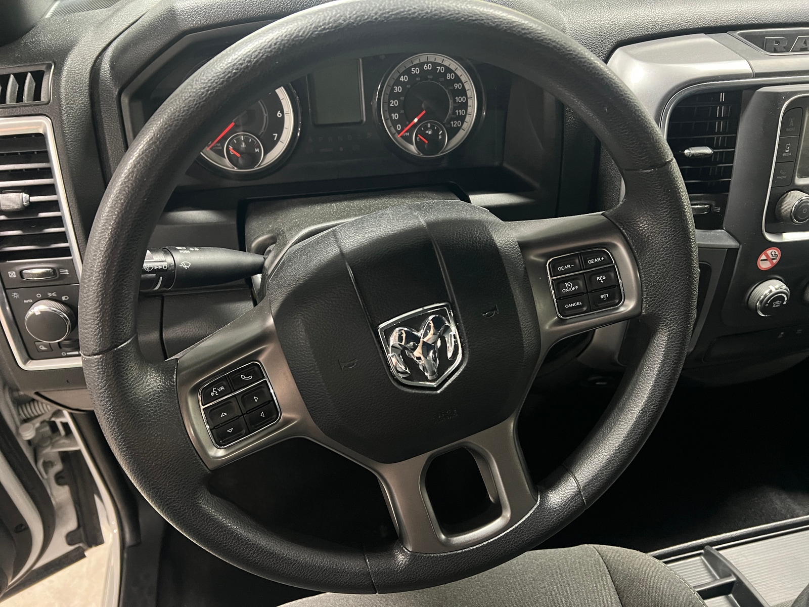 Thumbnail: 2024 RAM 1500 Classic - 5
