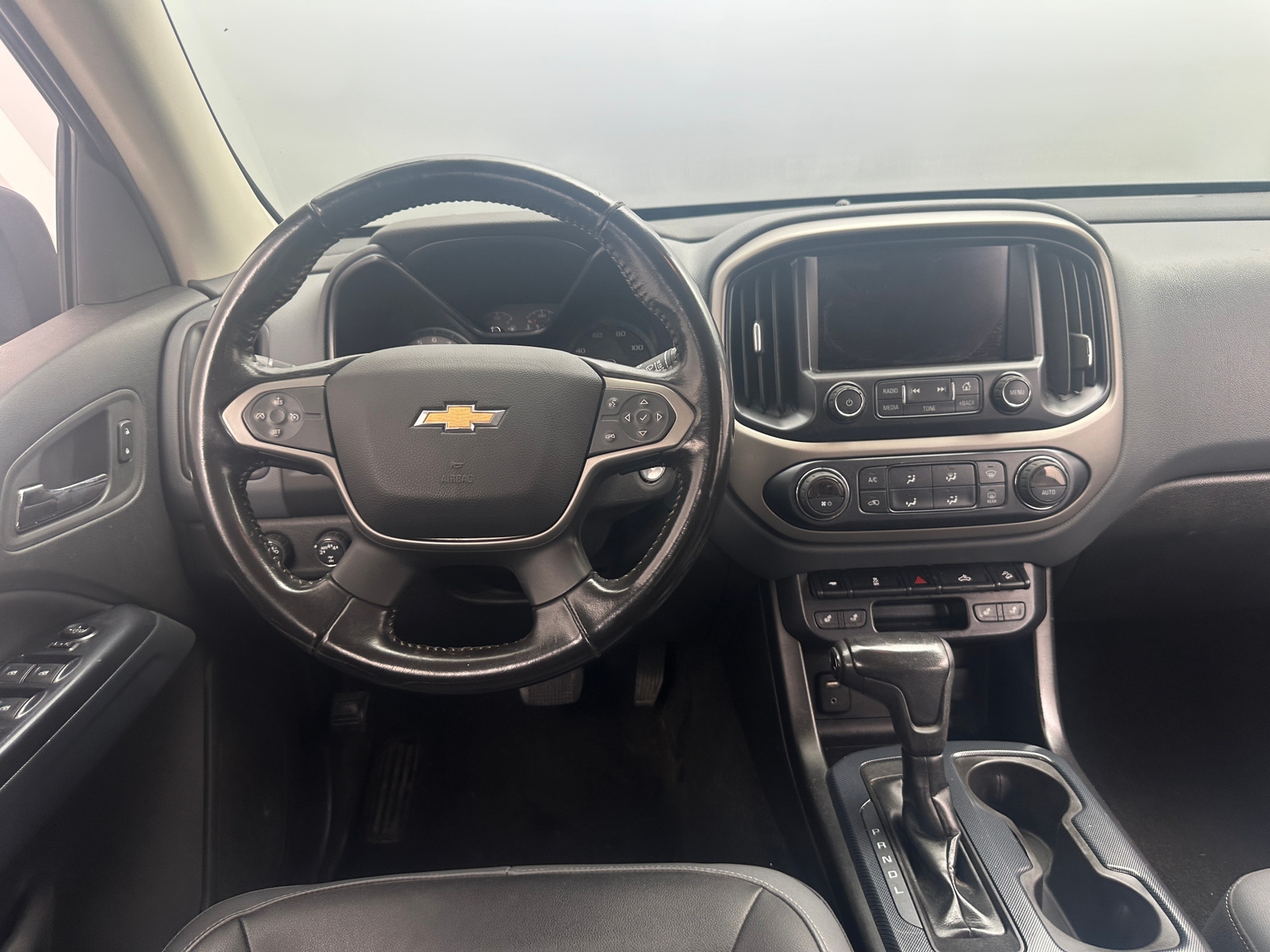 Thumbnail: 2017 Chevrolet Colorado - 4