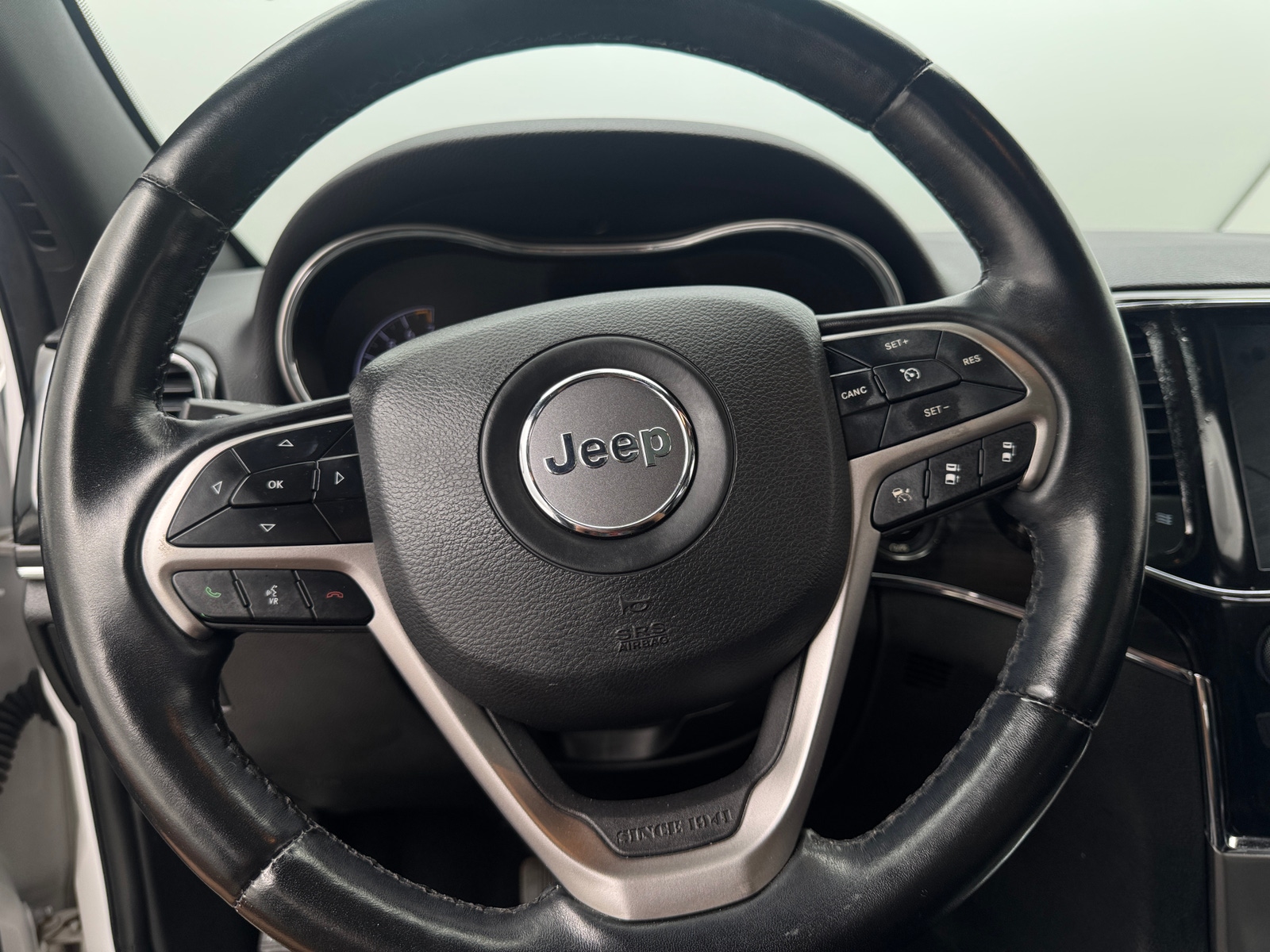 Thumbnail: 2021 Jeep Grand Cherokee - 4