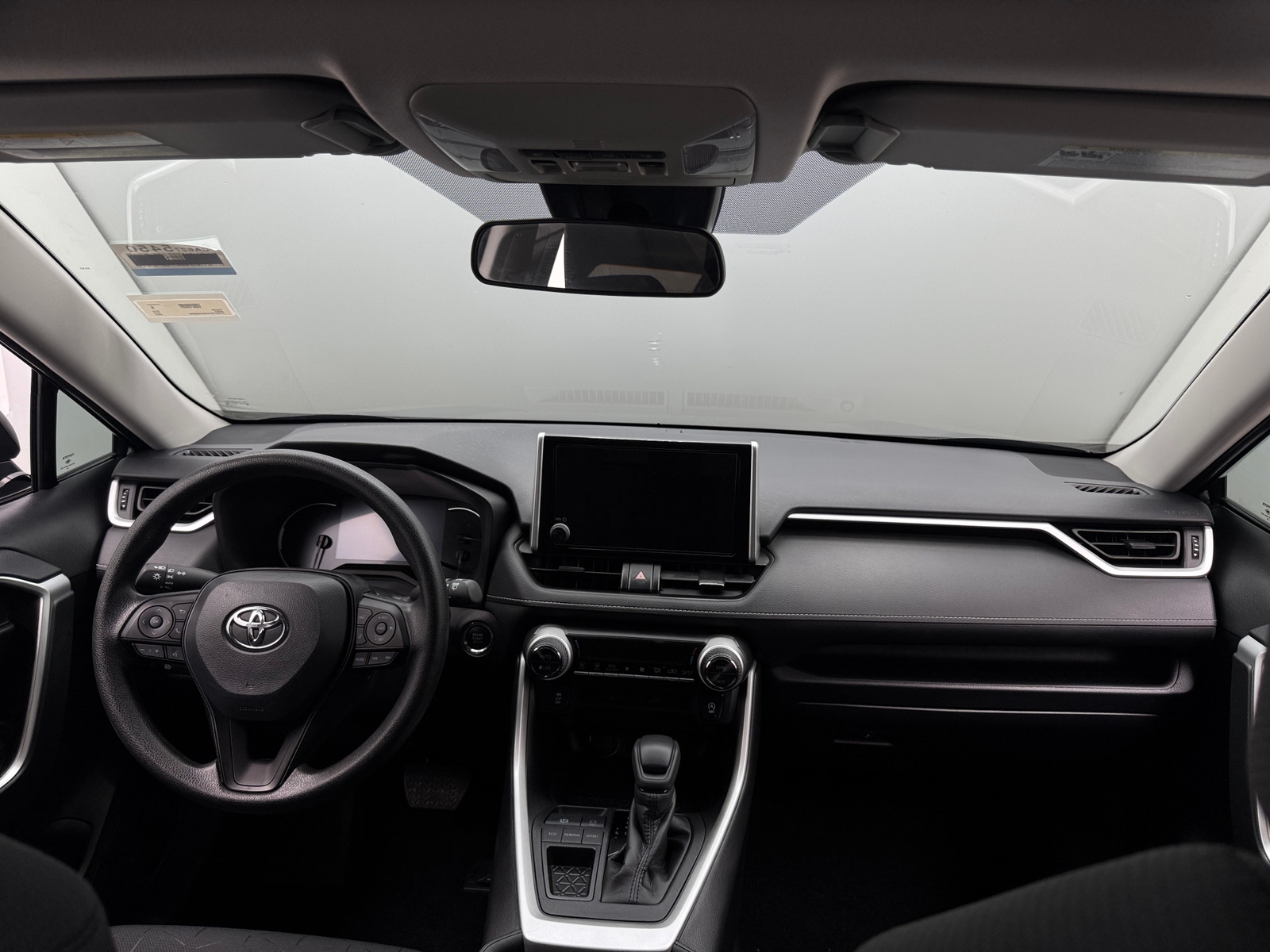 Thumbnail: 2025 Toyota RAV4 - 3
