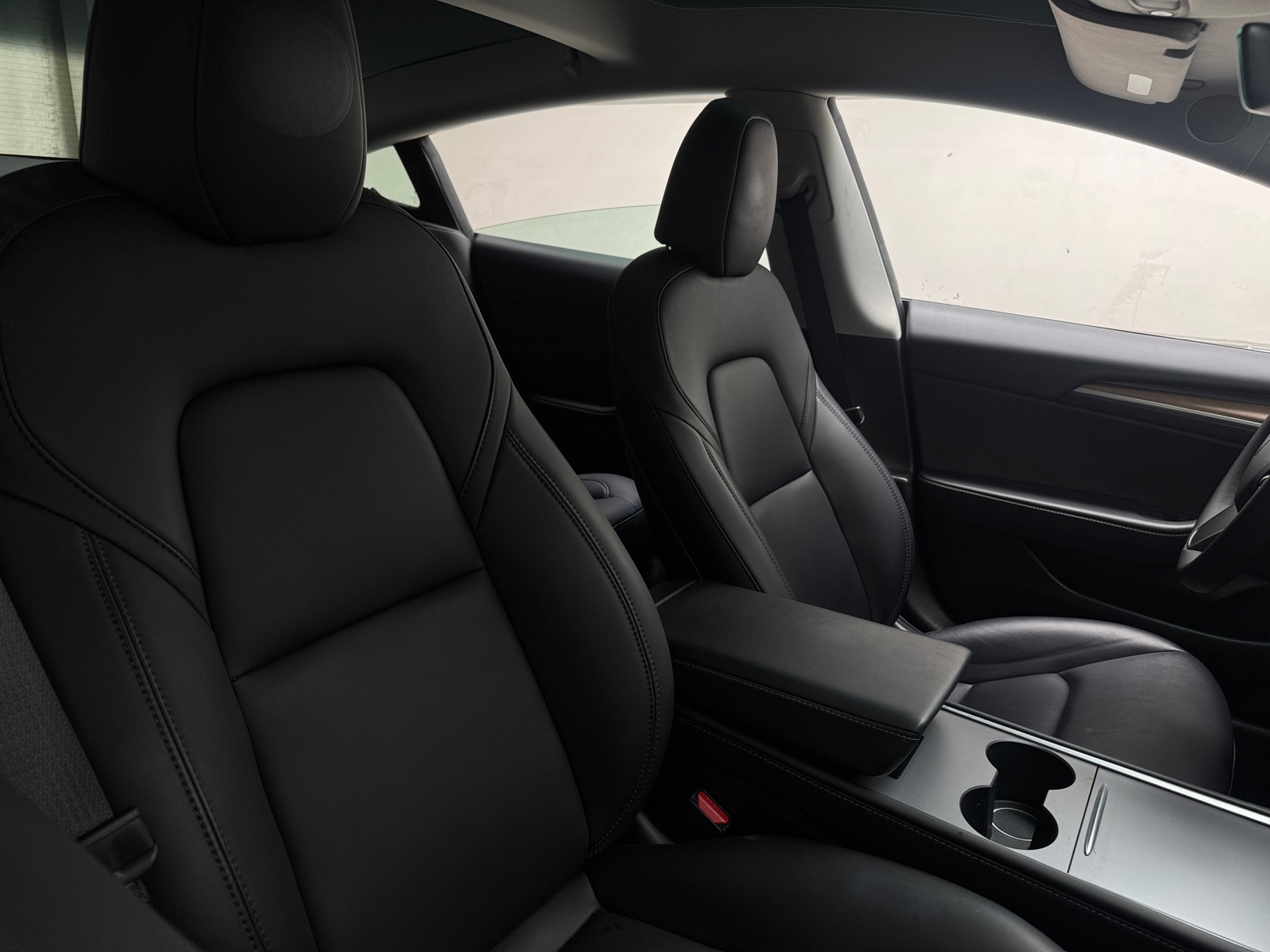 Thumbnail: 2023 Tesla Model 3 - 2