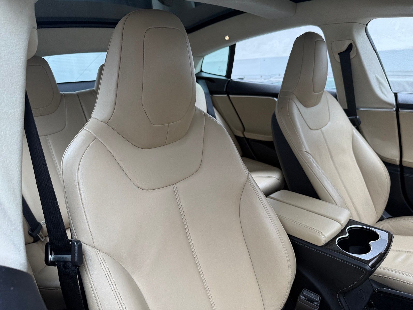Thumbnail: 2015 Tesla Model S - 2