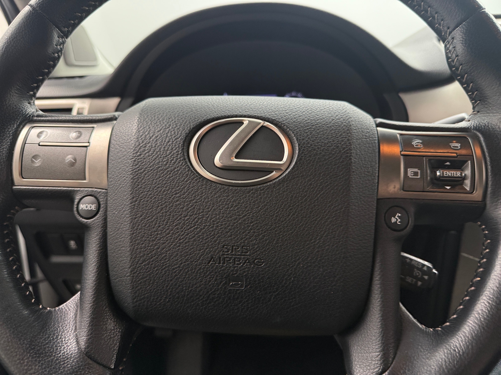 Thumbnail: 2015 Lexus GX - 4
