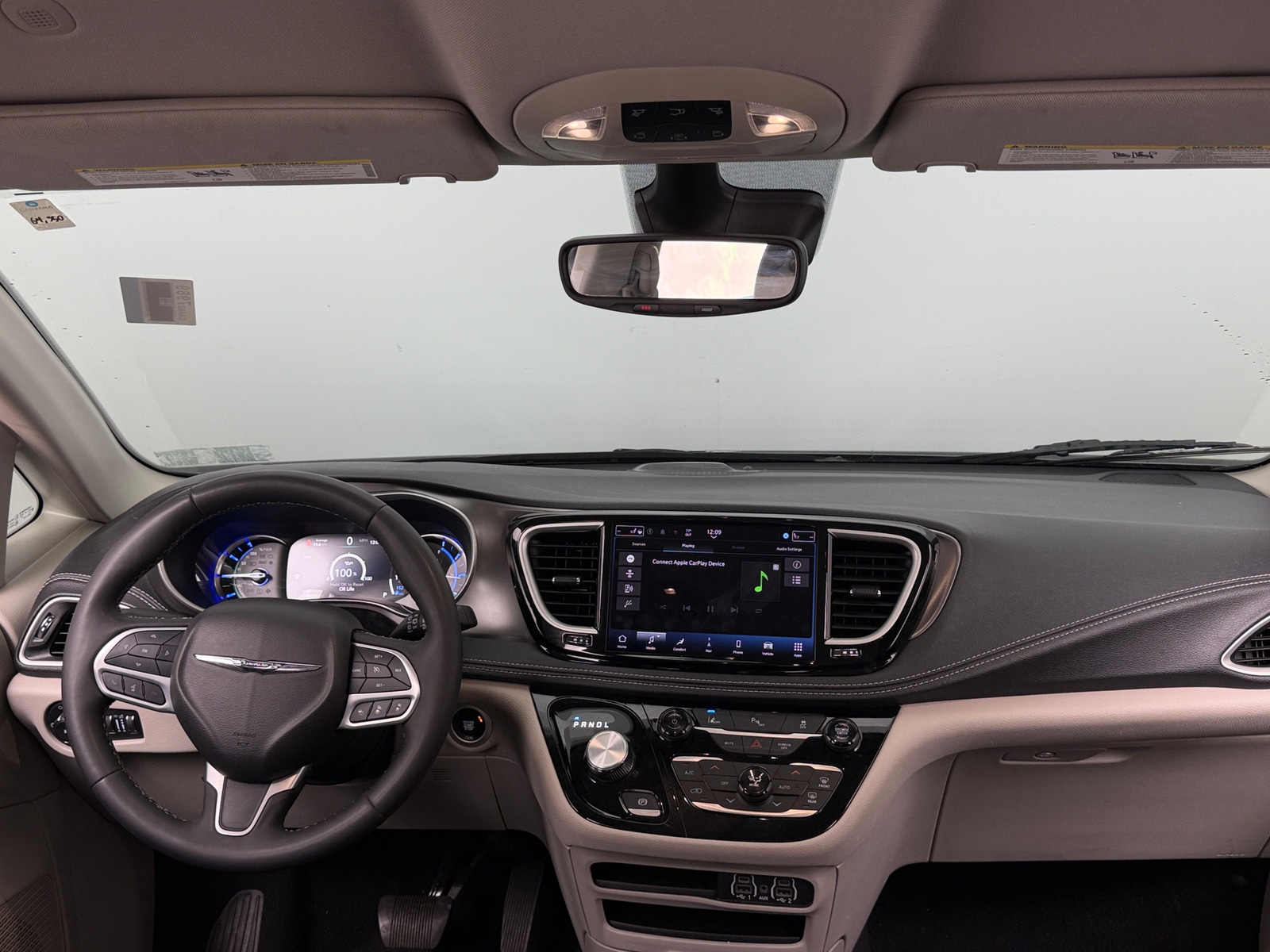 Thumbnail: 2024 Chrysler Pacifica - 2