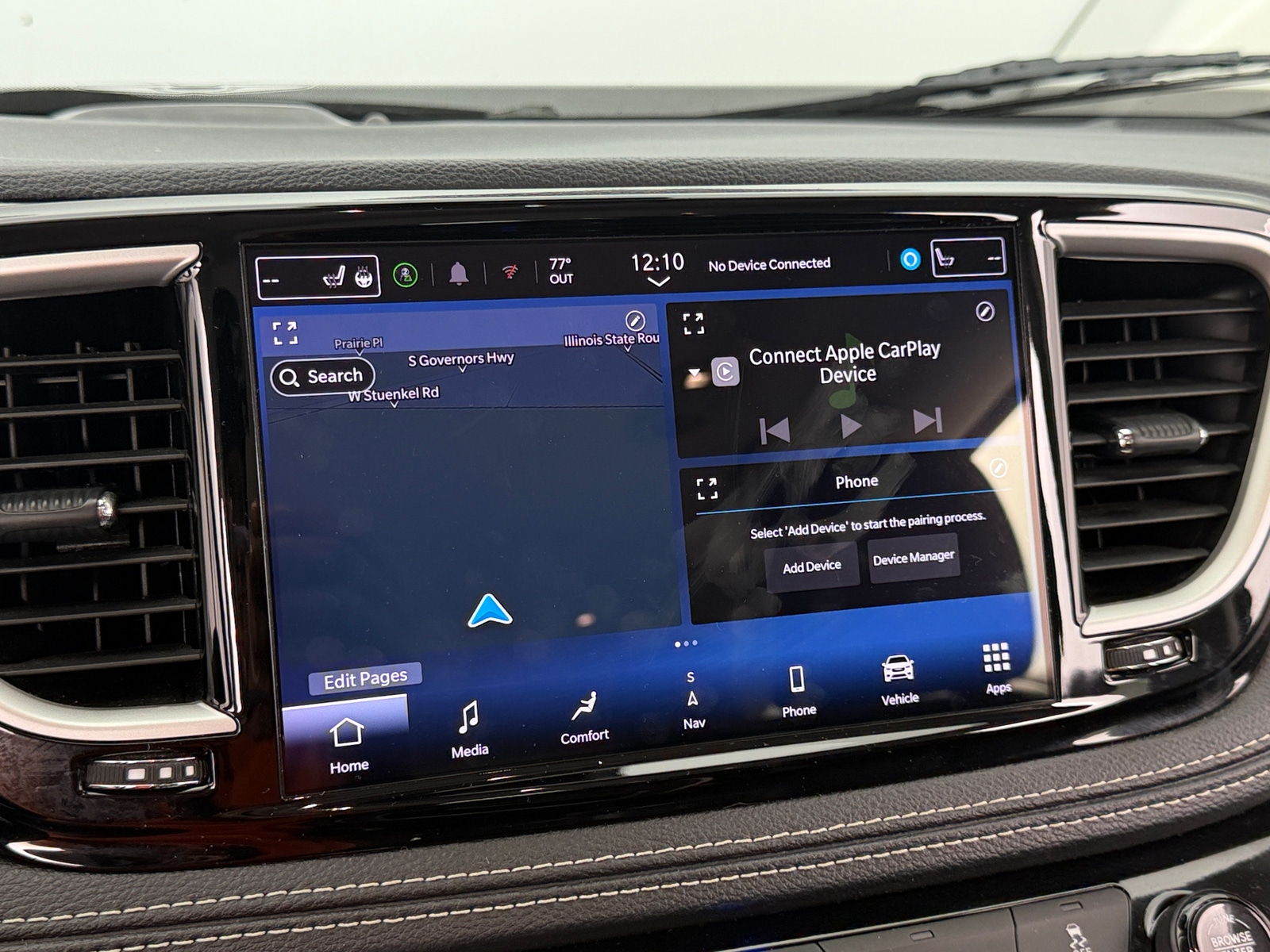 Thumbnail: 2024 Chrysler Pacifica - 3