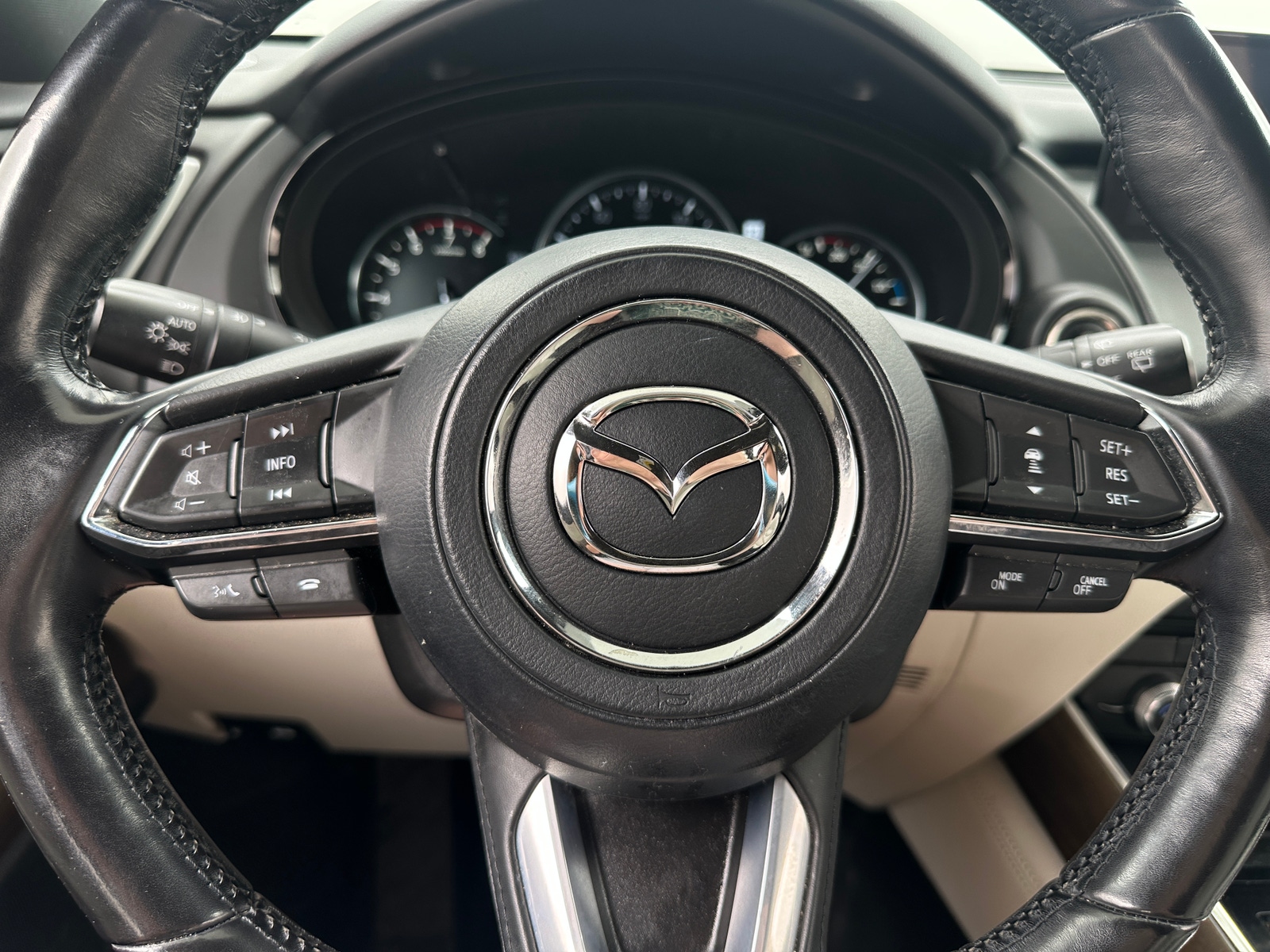 Thumbnail: 2023 Mazda CX-9 - 4