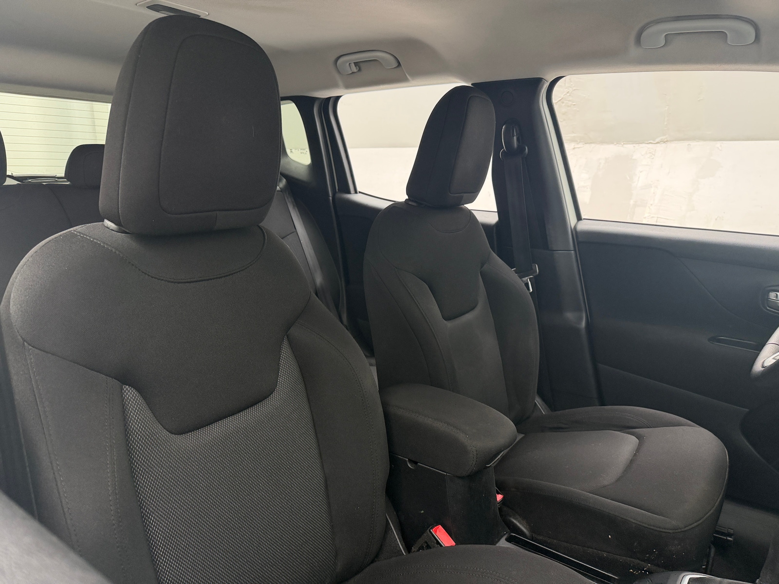 Thumbnail: 2019 Jeep Renegade - 2