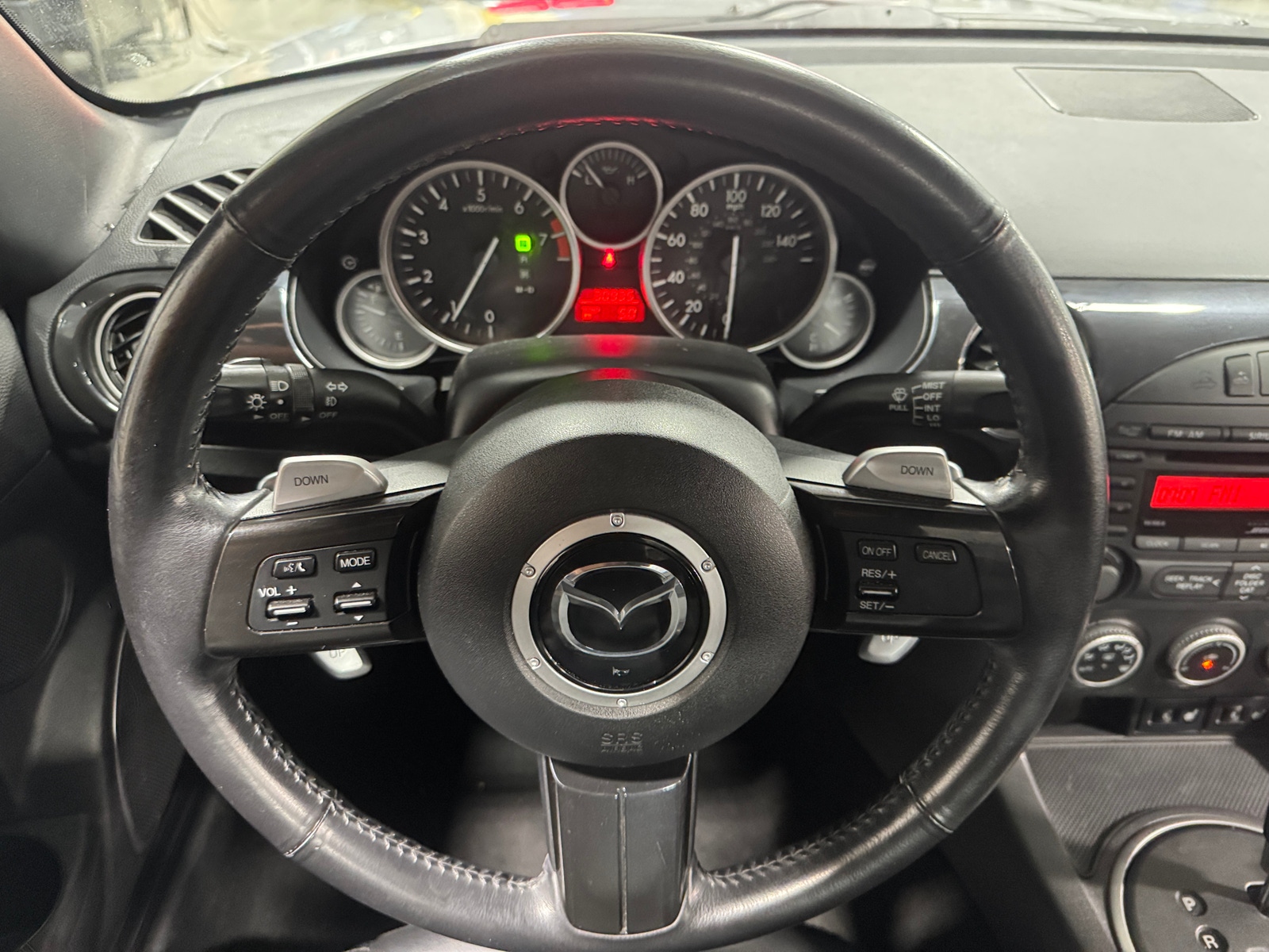 Thumbnail: 2013 Mazda MX-5 Miata - 4