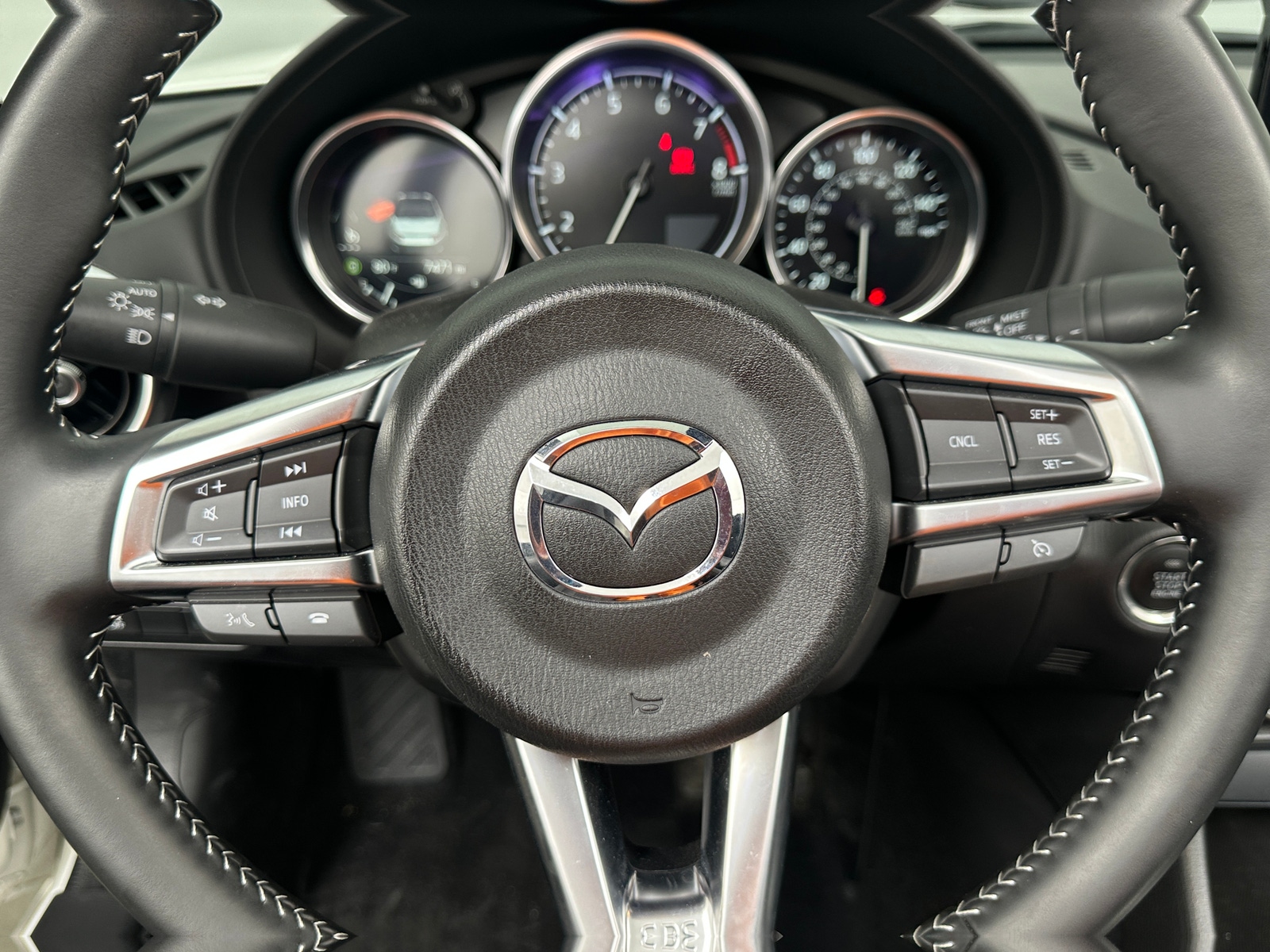Thumbnail: 2024 Mazda MX-5 Miata - 4