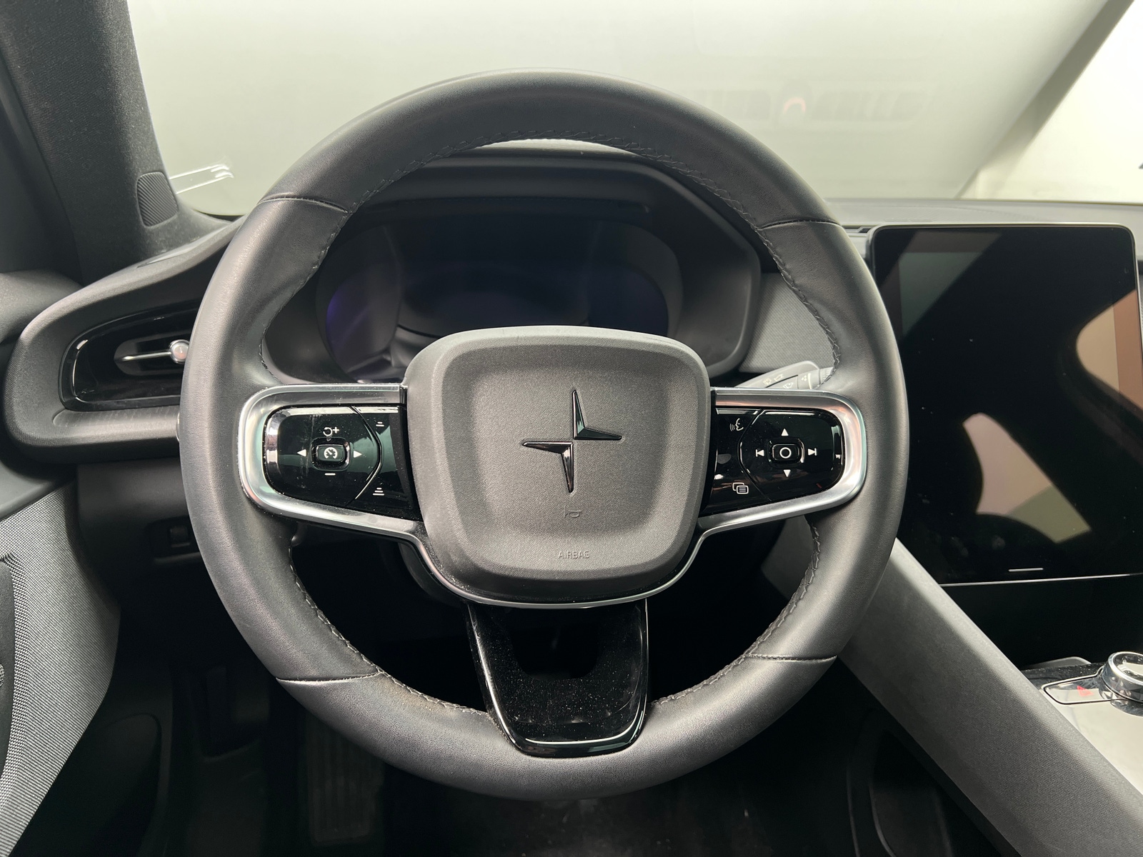 Thumbnail: 2022 Polestar 2 - 5