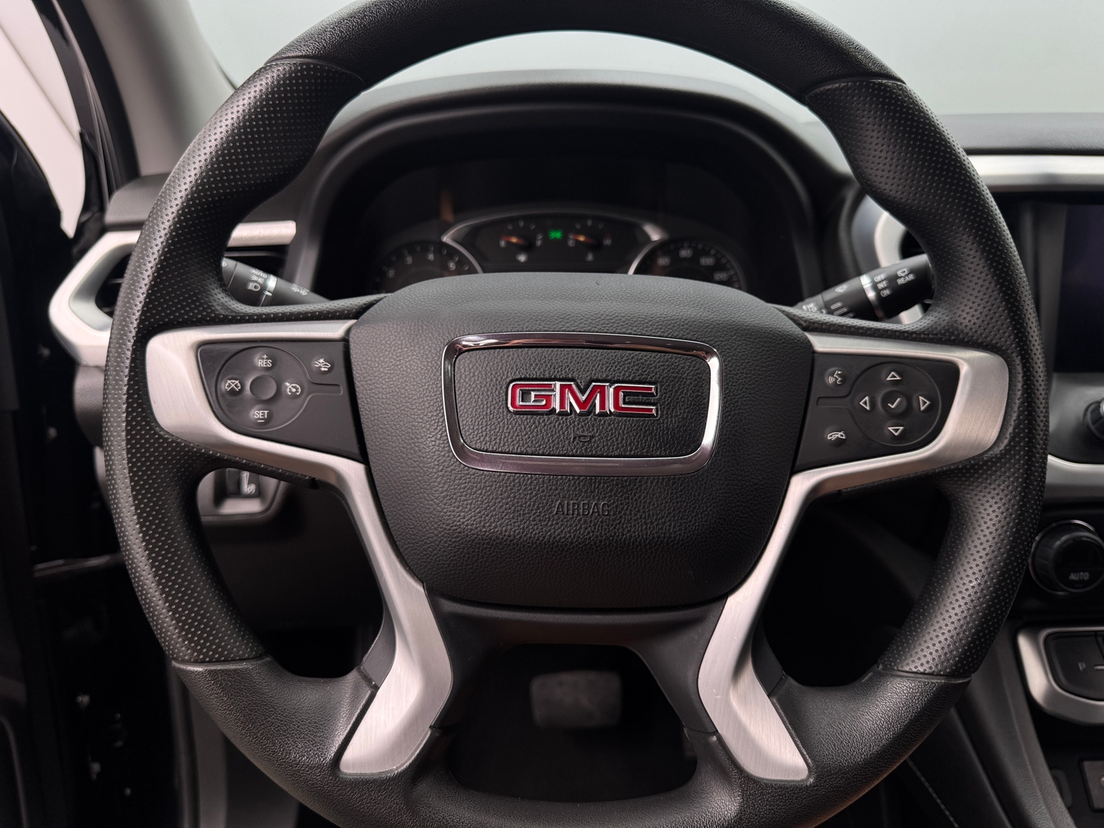 Thumbnail: 2023 GMC Acadia - 5