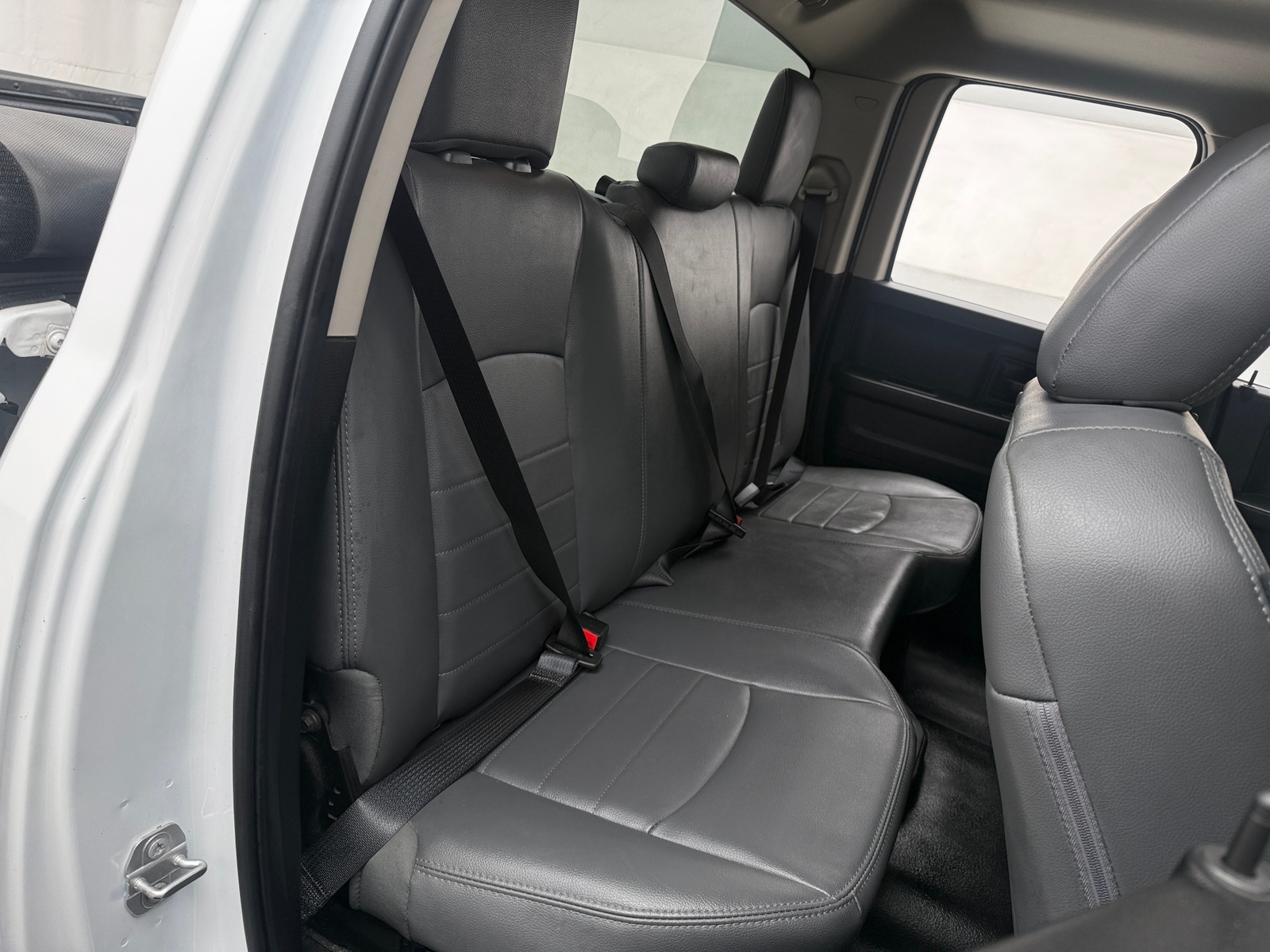 Thumbnail: 2019 RAM 1500 Classic - 6