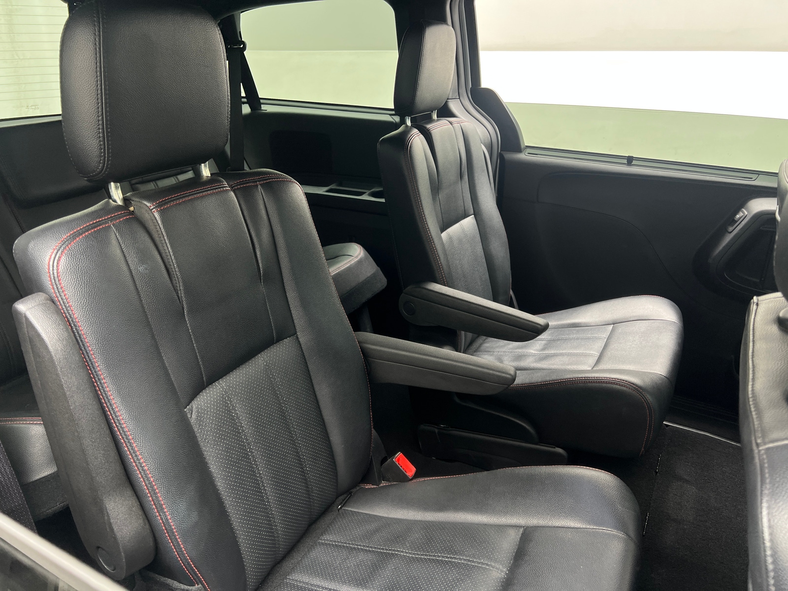 Thumbnail: 2019 Dodge Grand Caravan - 5