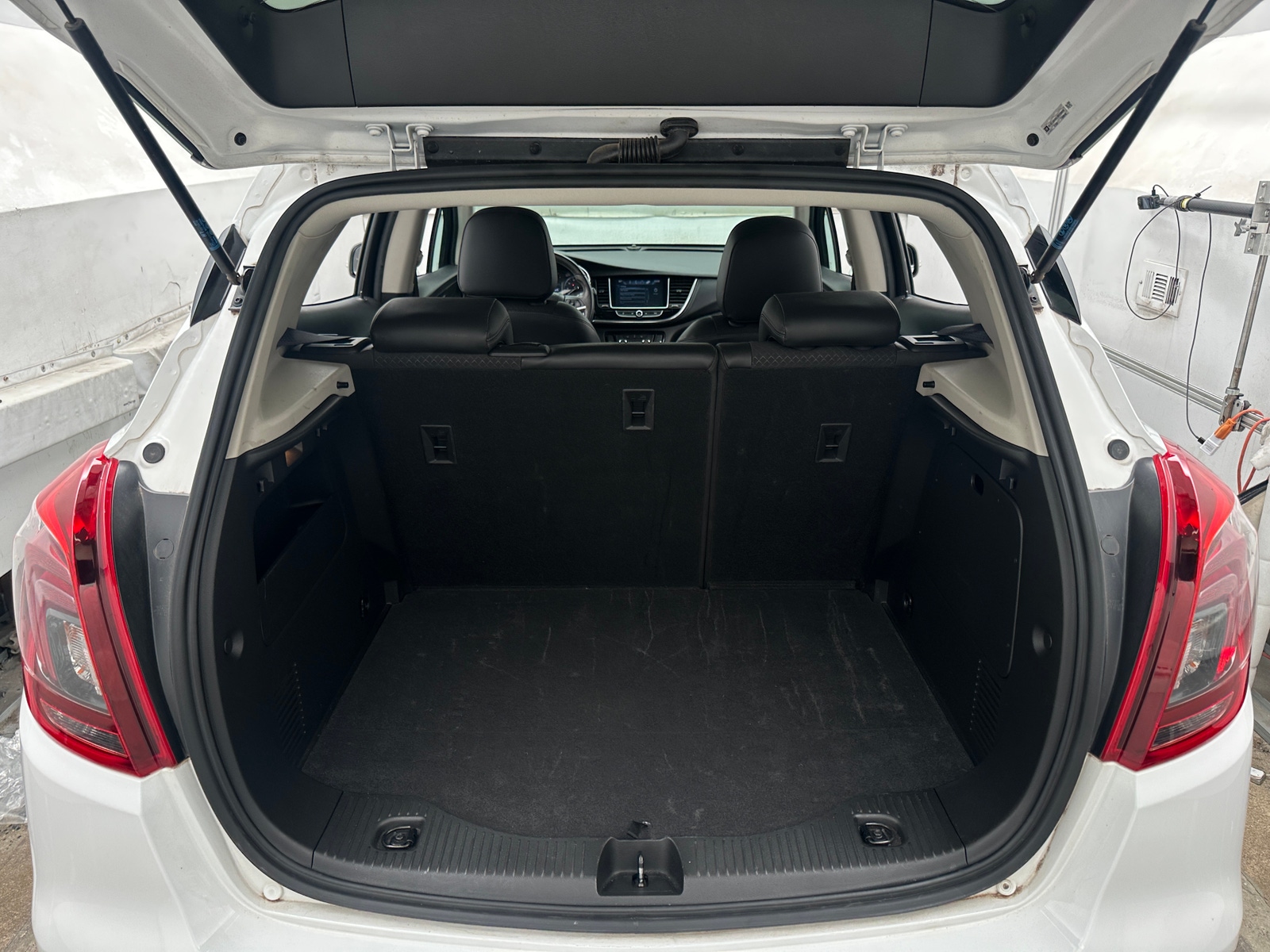Thumbnail: 2018 Buick Encore - 6